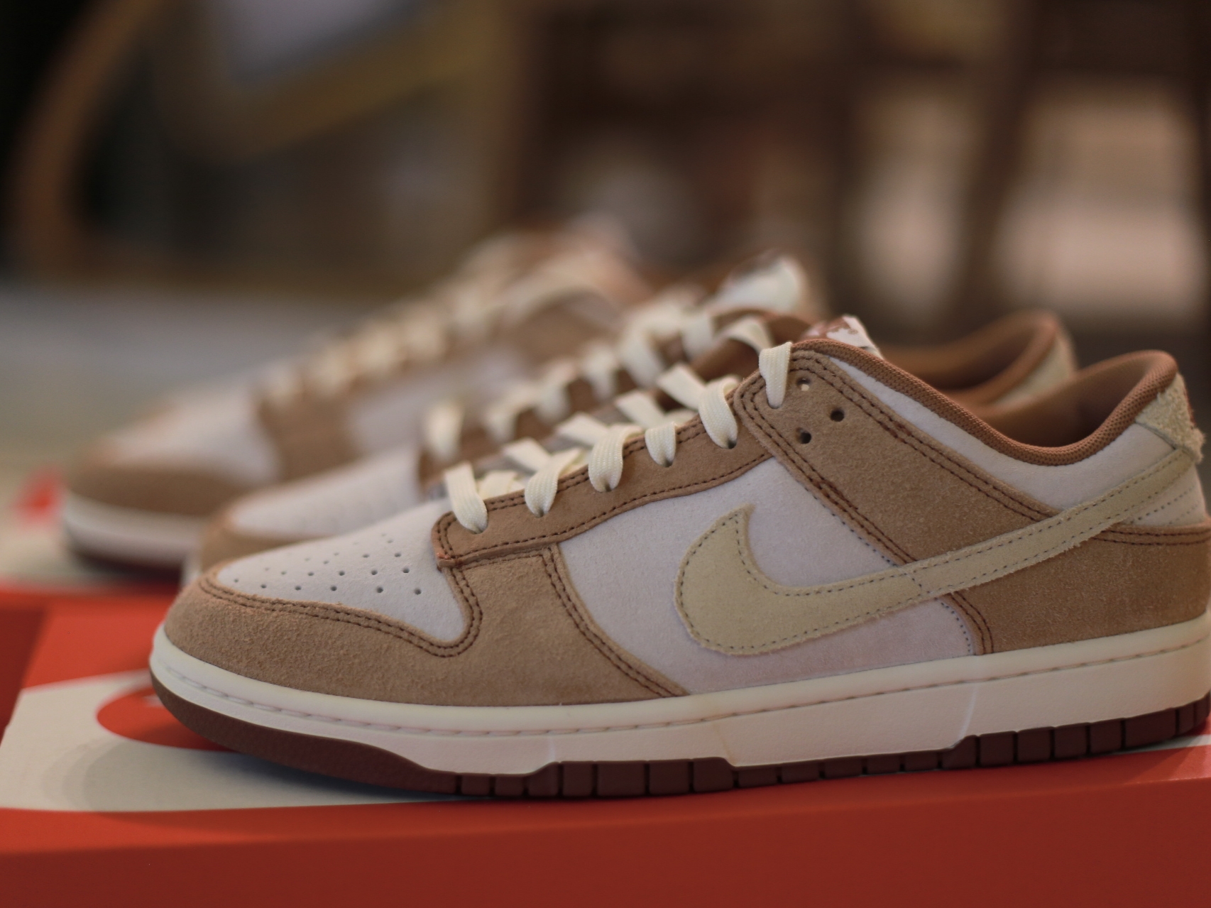 Nike Dunk Low Pro Premium Medium Curry 착용 스타일 - 1
