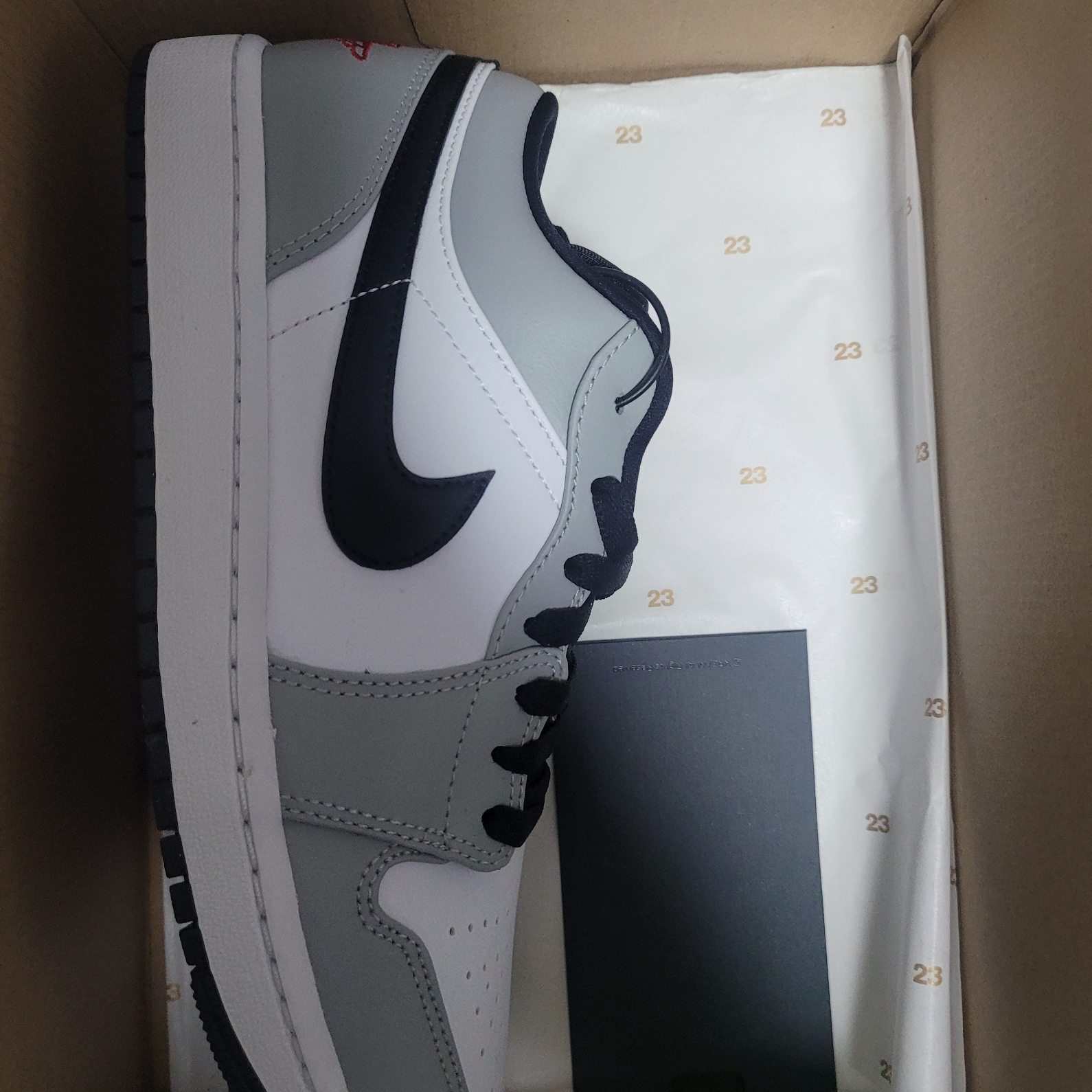 Jordan 1 Low Light Smoke Grey 착용 스타일