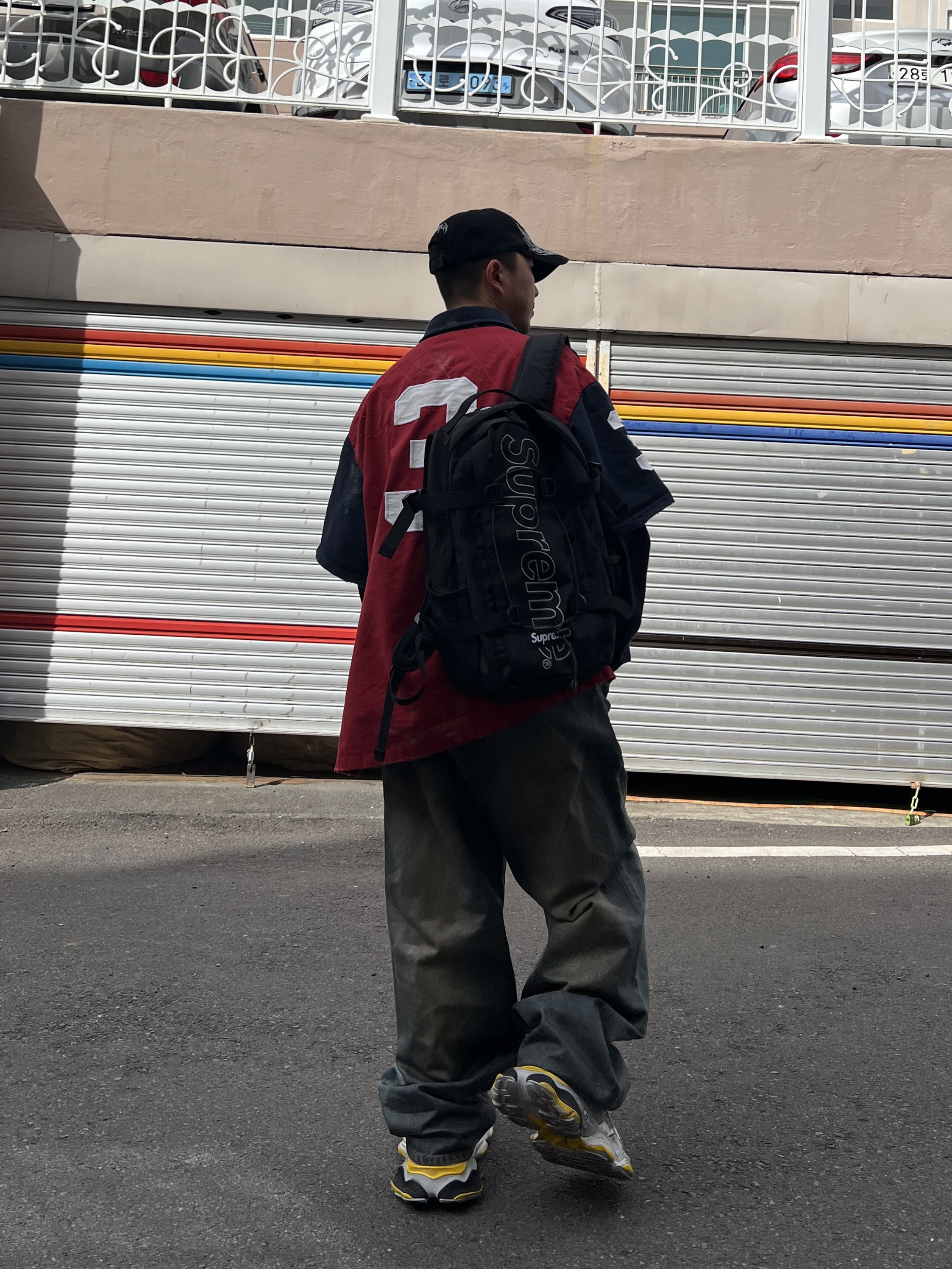 Balenciaga Cargo Sneakers Grey Black Yellow, Supreme Backpack Black - 18FW 착용 스타일 - 2