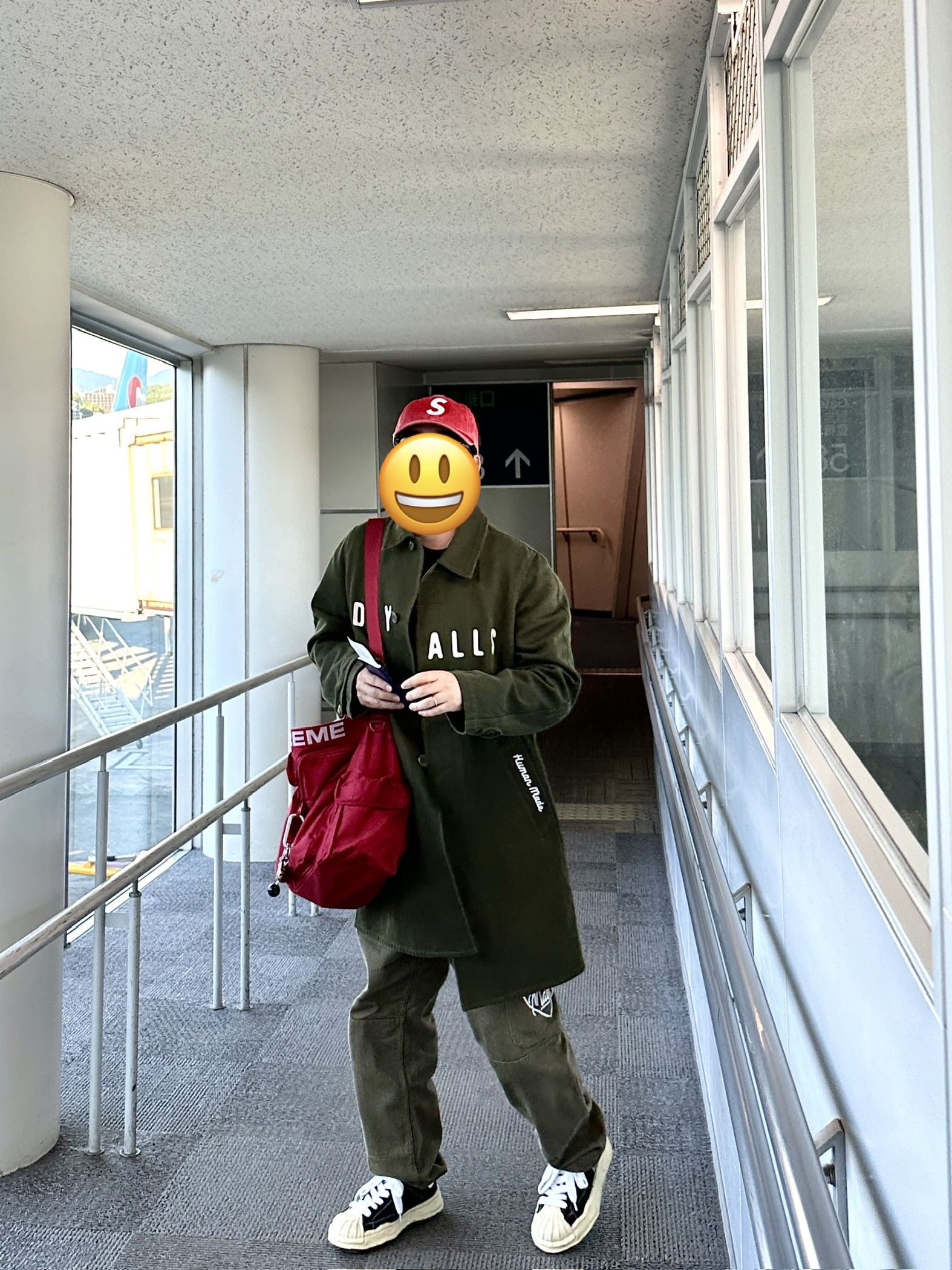 Human Made Balmacan Coat Olive Drab, Supreme Pigment Print S Logo 6-Panel Red - 23FW 착용 스타일 - 2