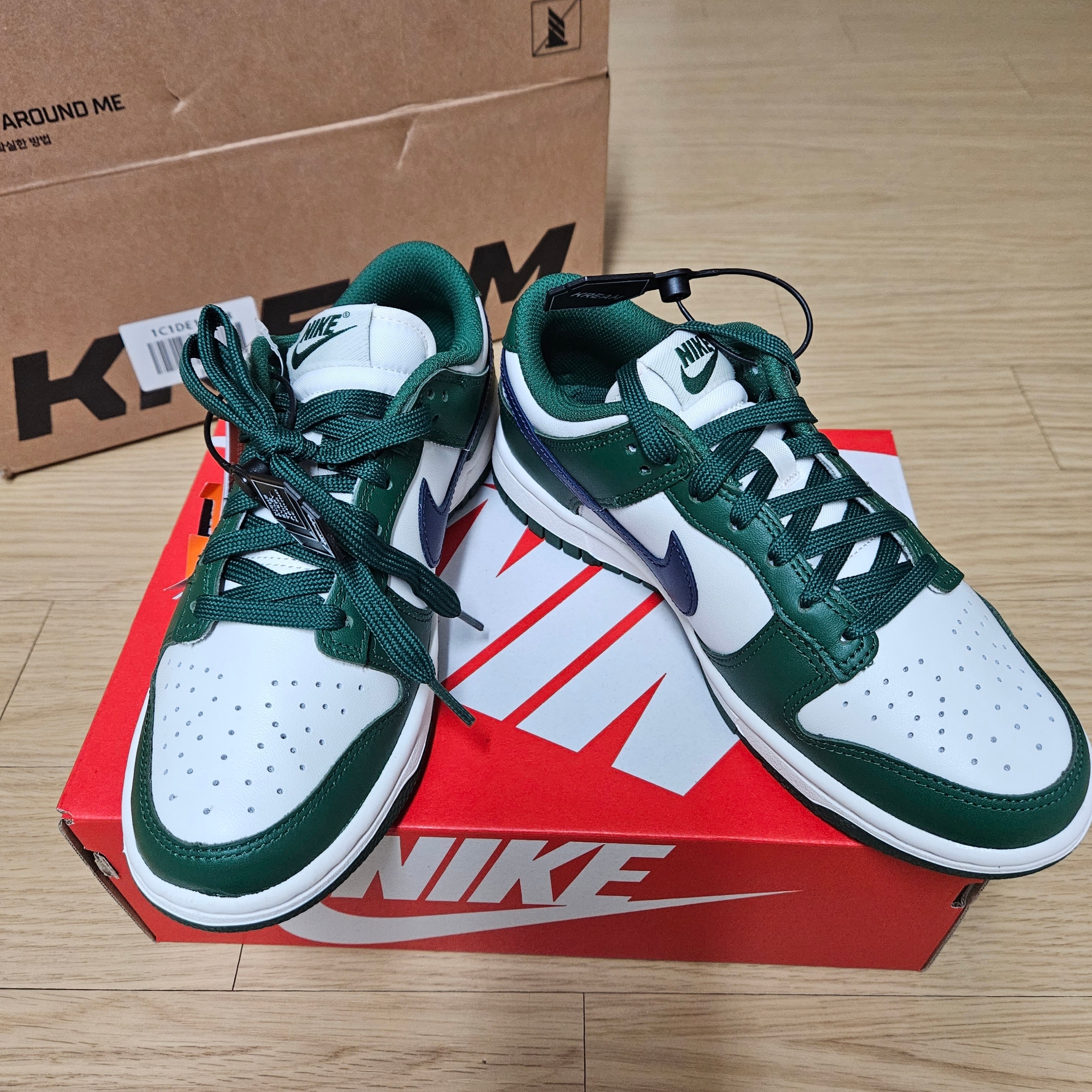 (W) Nike Dunk Low Gorge Green 착용 스타일