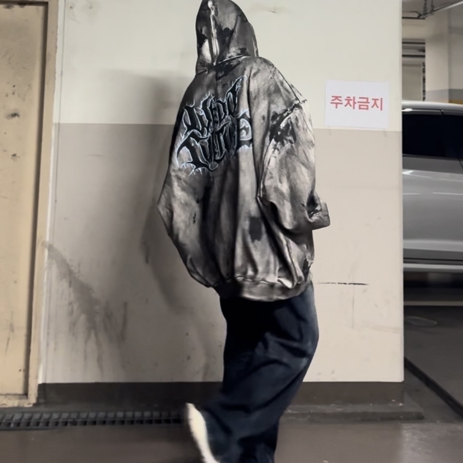 Balenciaga 3XL Sneakers Beige, Ourpas 074 Dirty Zip Hoodie 착용 스타일 - 5
