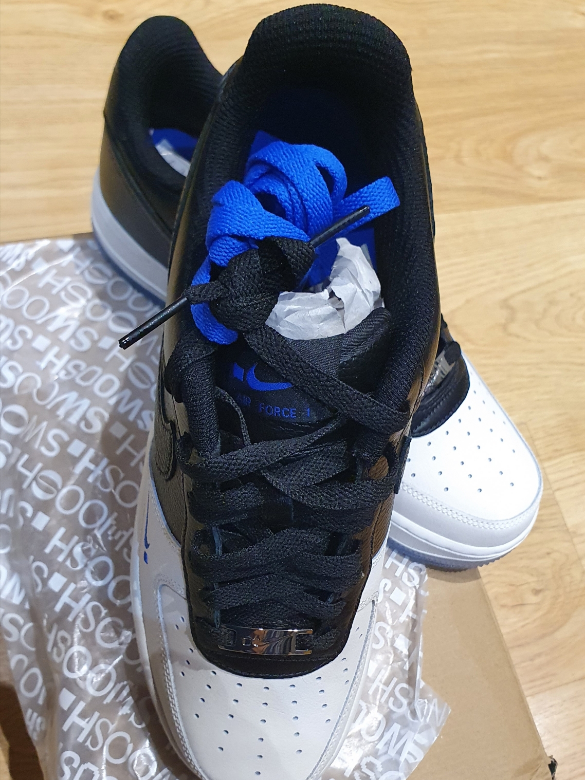 Nike Air Force 1 '07 Low White, Nike Air Force 1 '07 Low Triple Black 착용 스타일 - 4