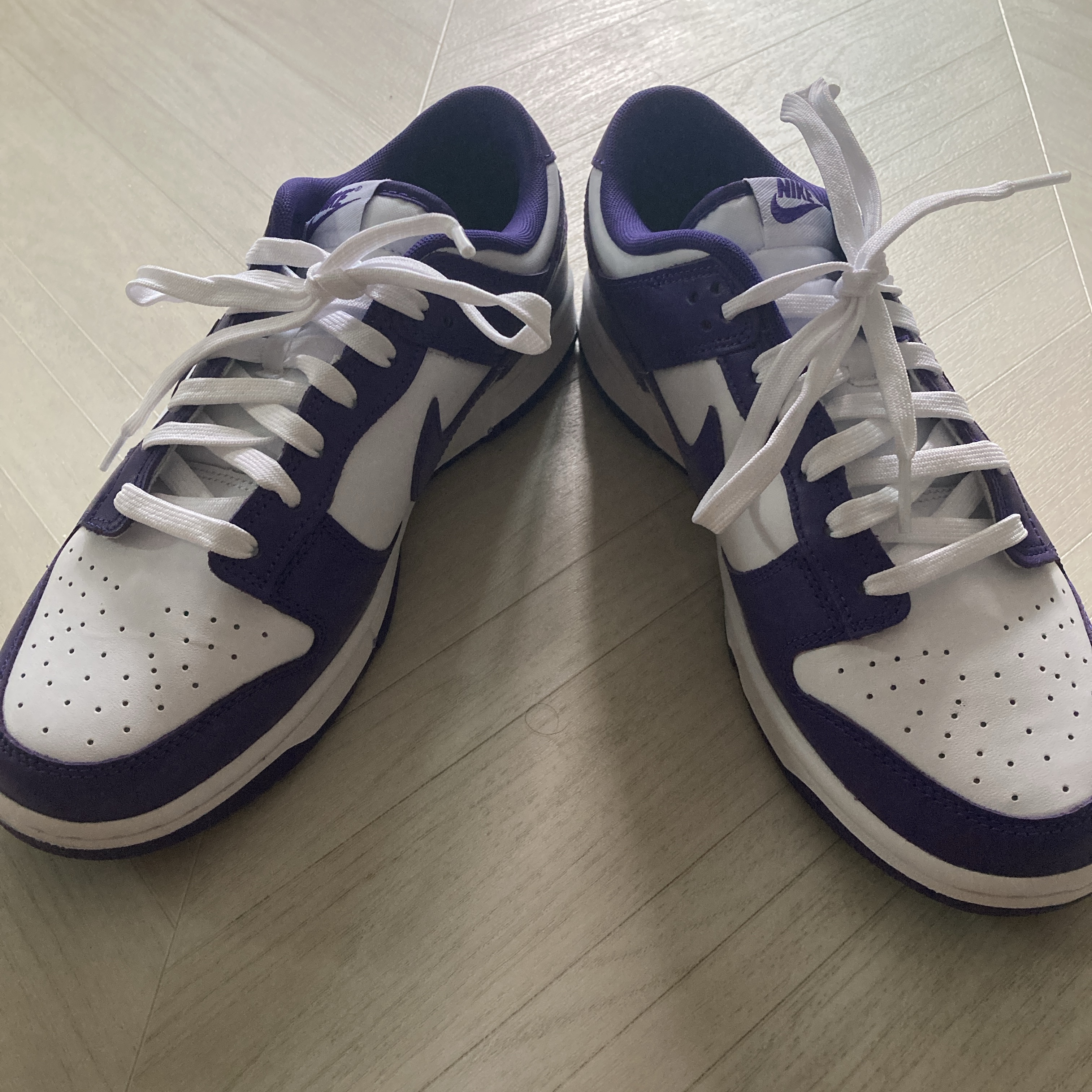 Nike Dunk Low Retro Championship Court Purple 착용 스타일 - 2