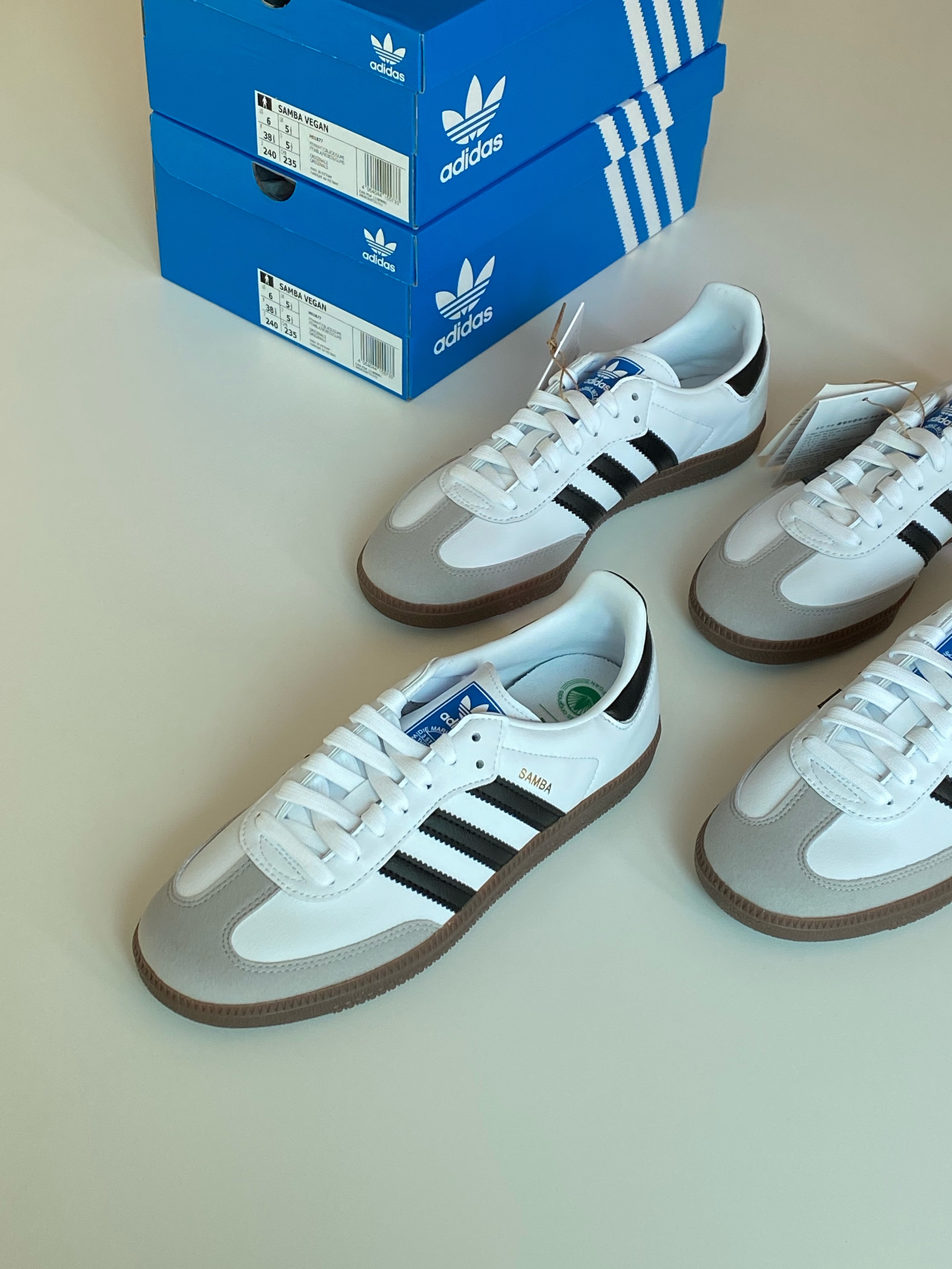 Adidas Samba OG Cloud White 착용 스타일