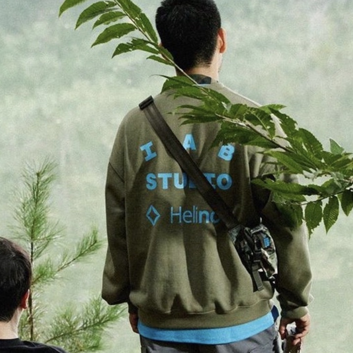 IAB Studio x Helinox Jacquard Half Zip-Up Bukhansan, IAB Studio x Helinox Sweatshirt Leaf Green 착용 스타일 - 4