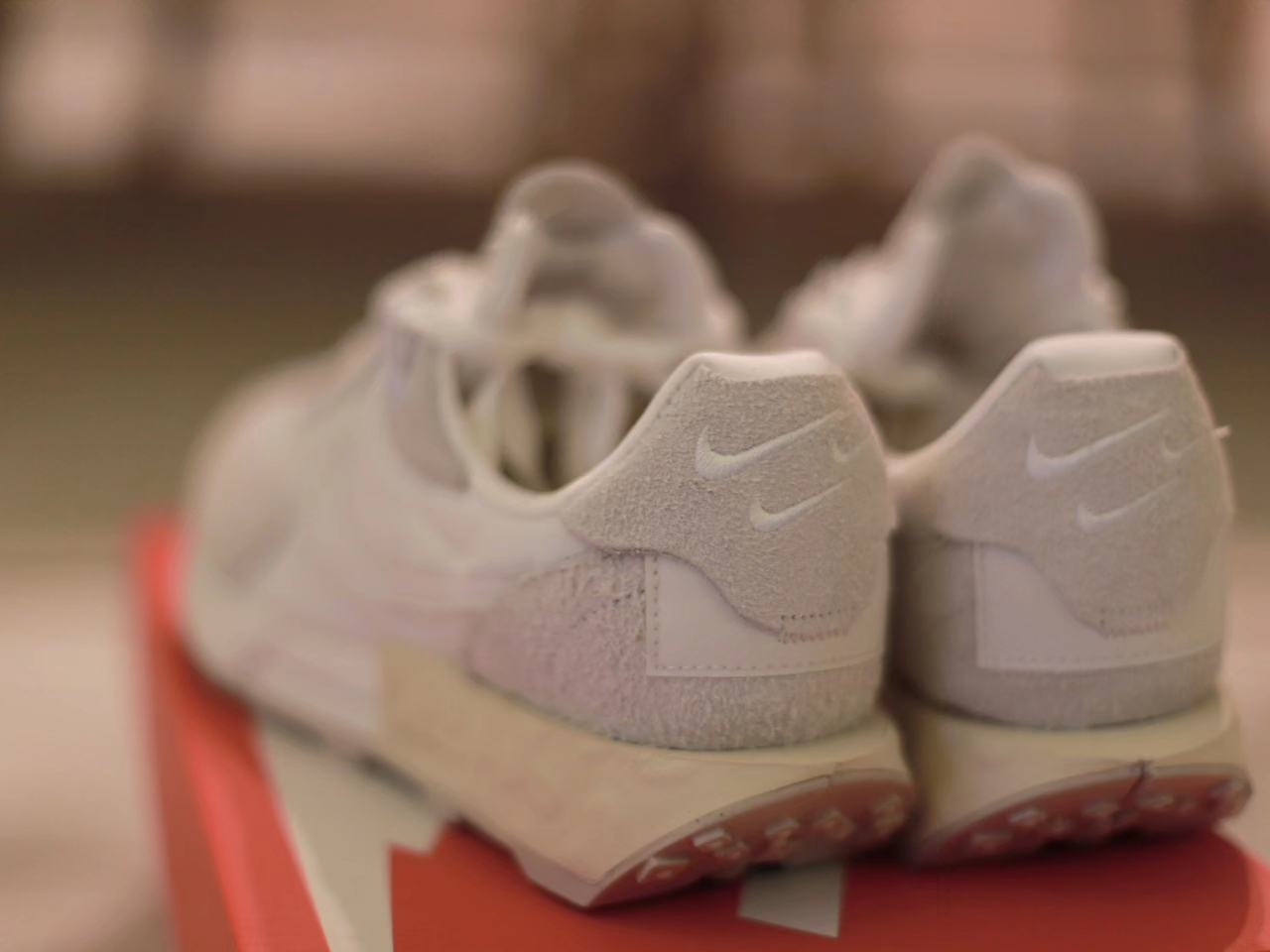 (W) Nike Fontanka Waffle White 착용 스타일 - 3