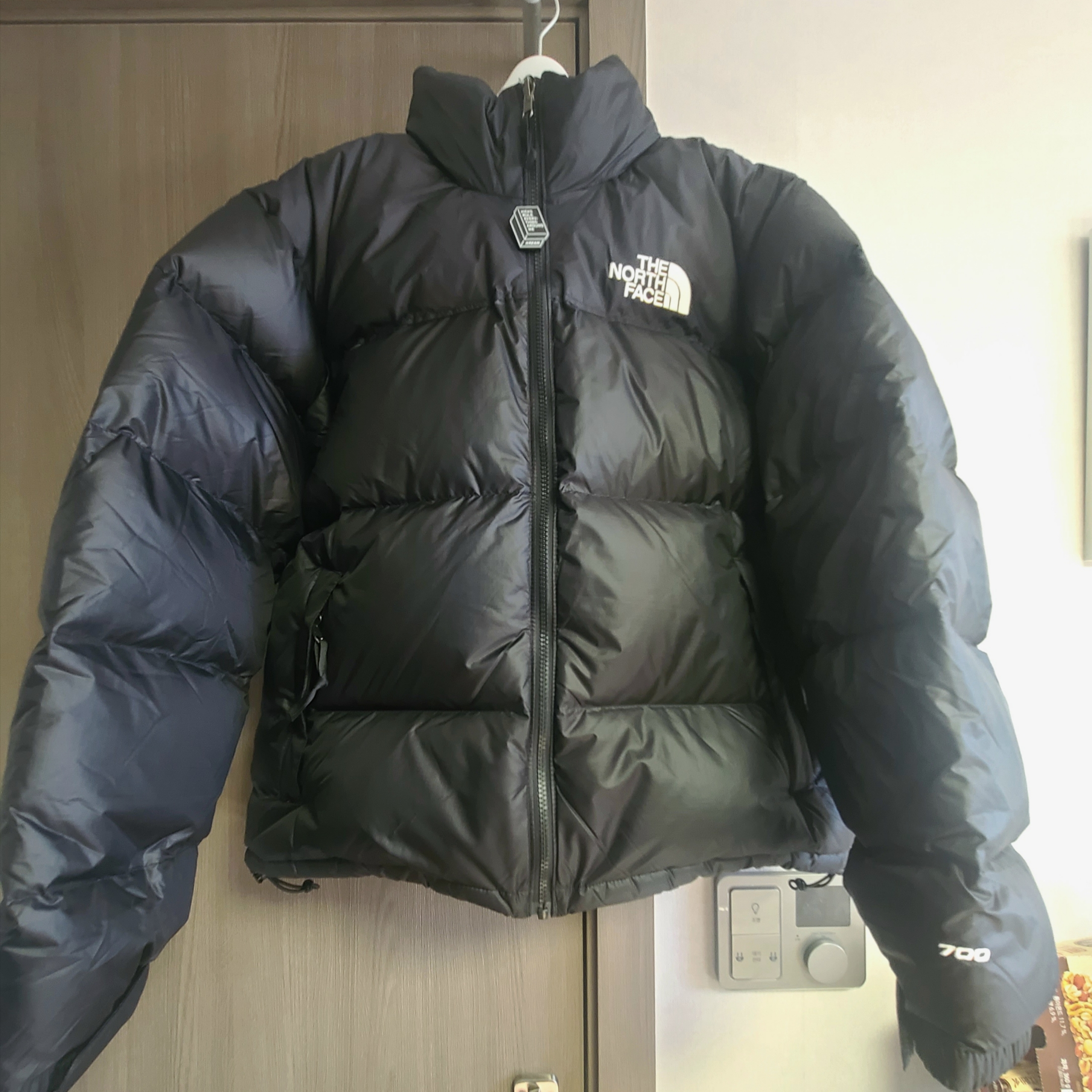The North Face 1996 Retro Nuptse Down Jacket TNF Black 착용 스타일