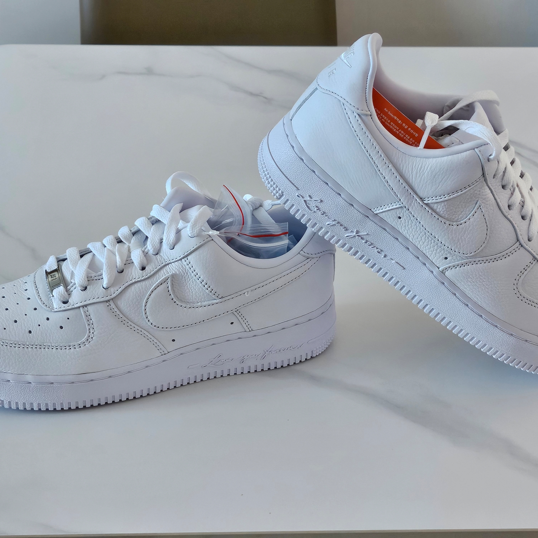 Nike x Drake Nocta Air Force 1 Low SP Certified Lover Boy White 착용 스타일 - 1