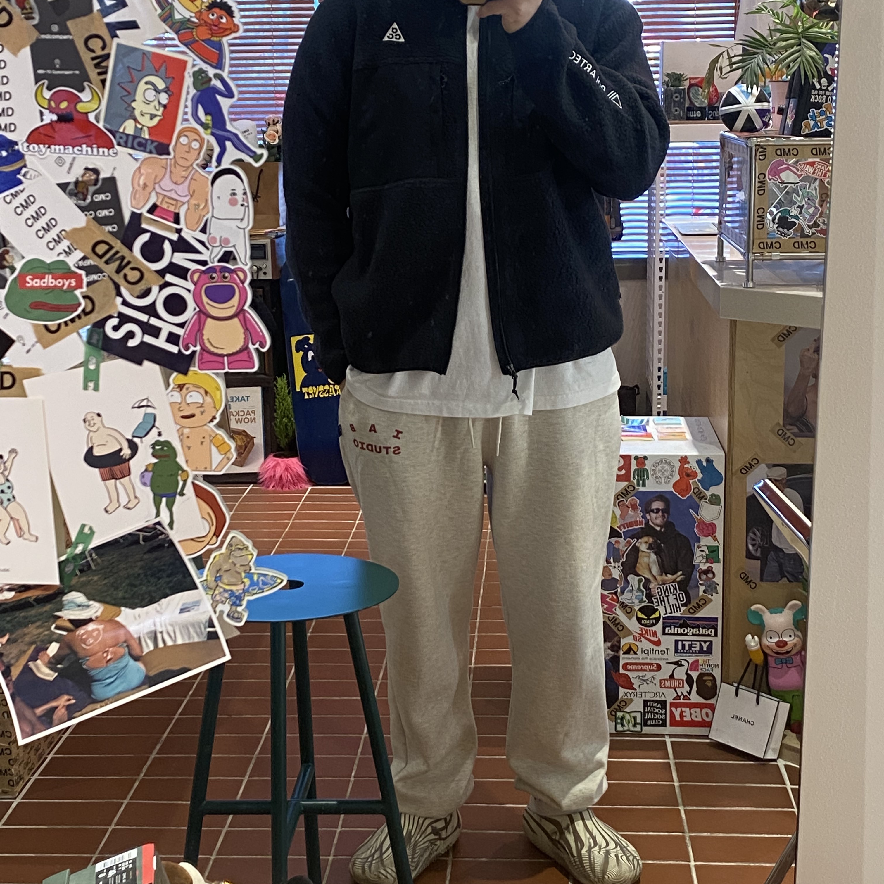 Crocs x Palace Recovery Clog Bone Multi, IAB Studio Sweatpants Oatmeal Burgundy - 23SS 착용 스타일