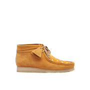 Clarks x Vandy The Pink Wallabee Boot Tan