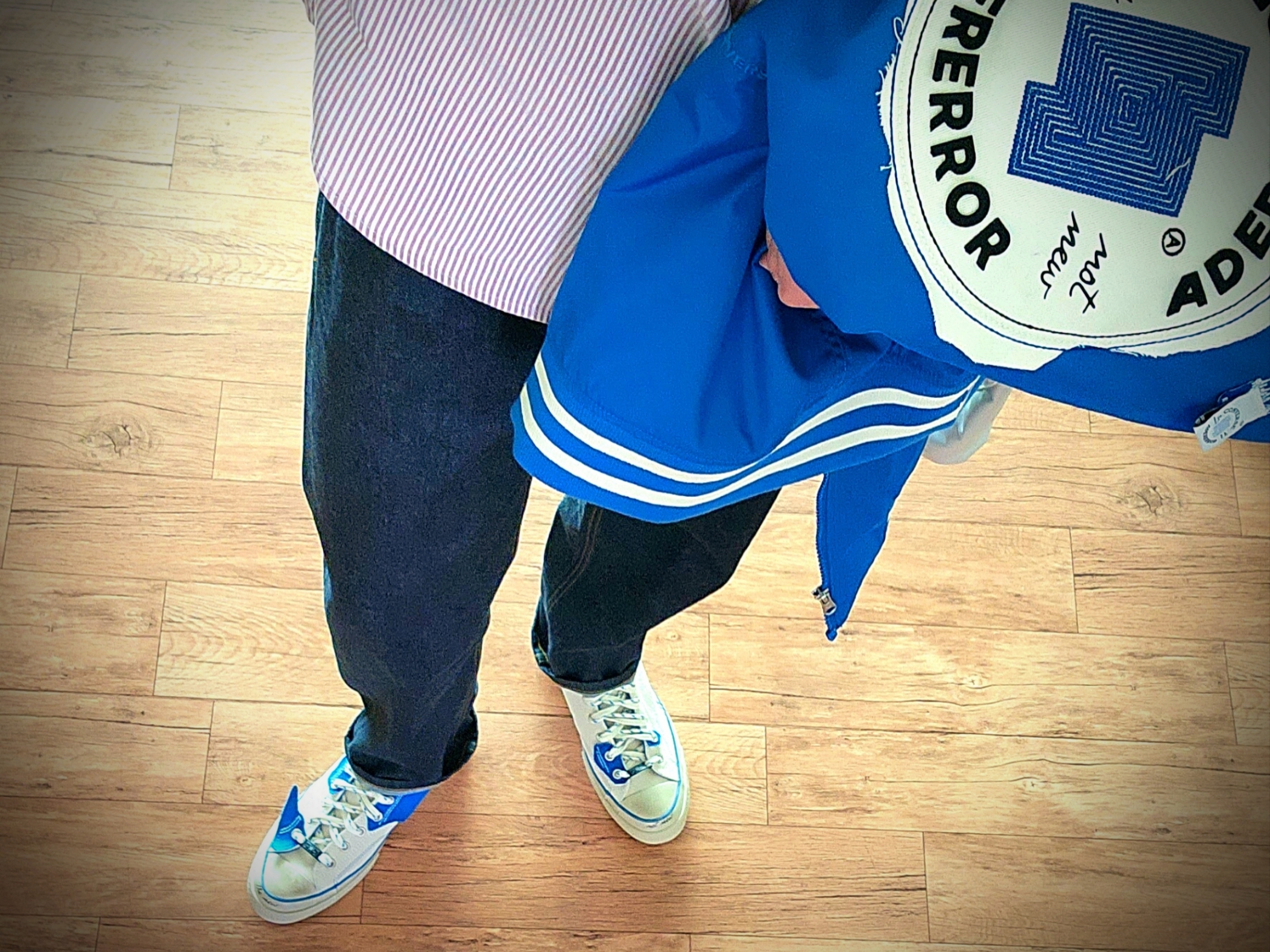Converse x Ader Error Chuck 70 High White, Converse x Ader Error Shapes Varsity Jacket Cobalt 착용 스타일 - 1