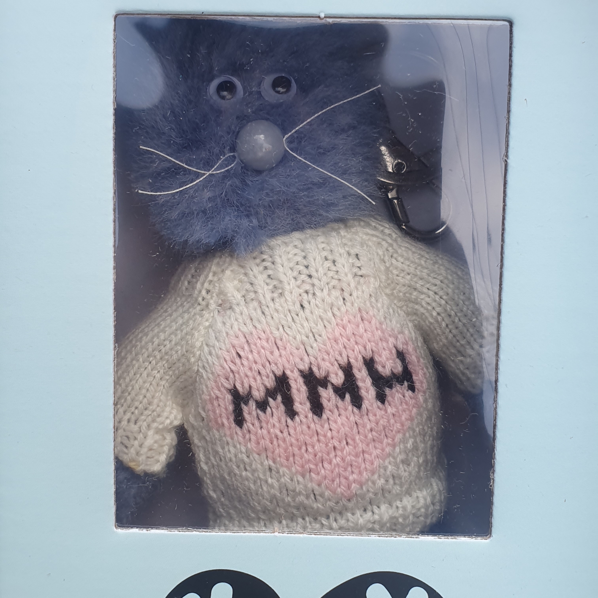 Monamhee Love Flexy Keyring Blue 착용 스타일