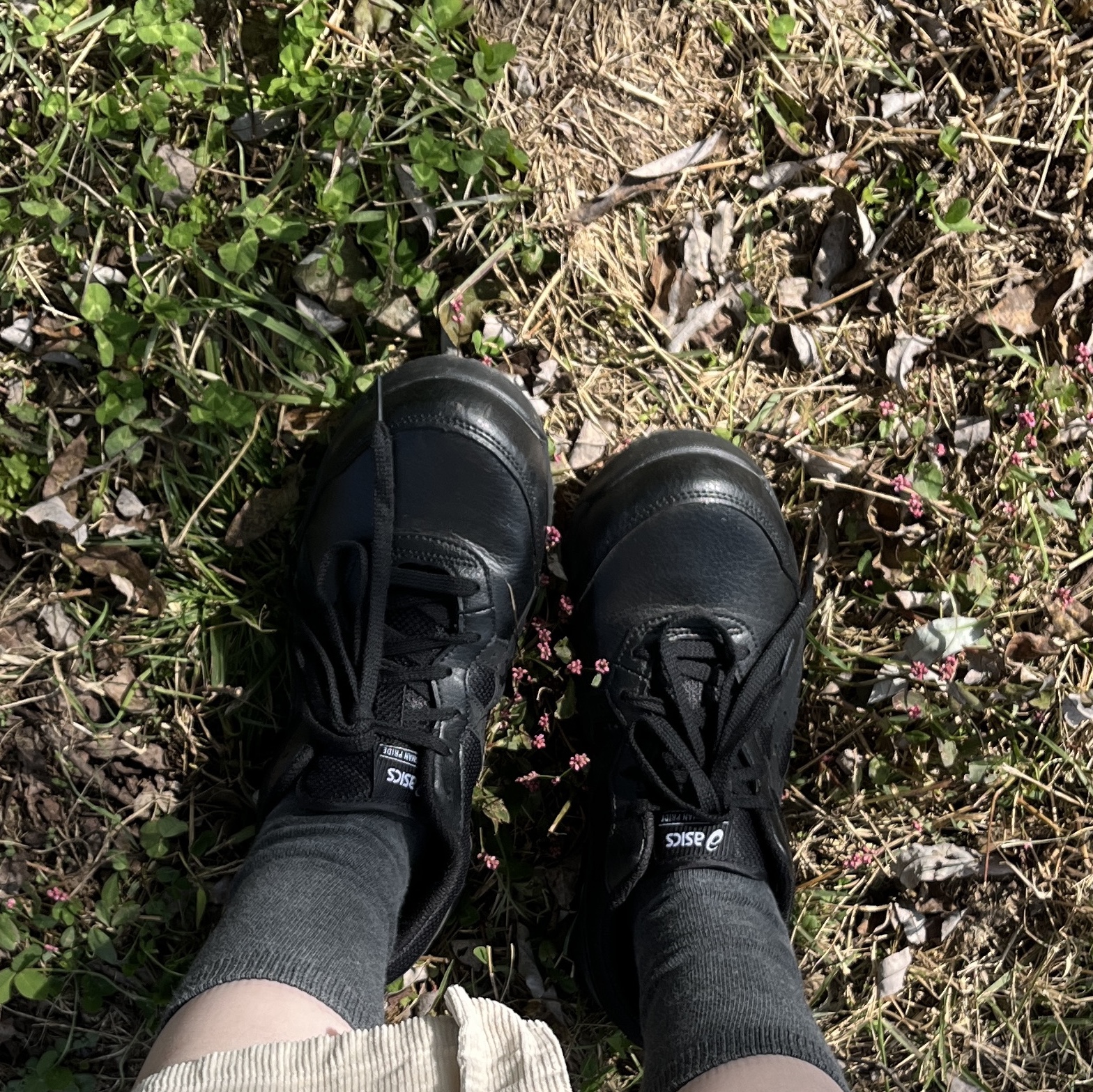 Asics Winjob CP111 Black 착용 스타일