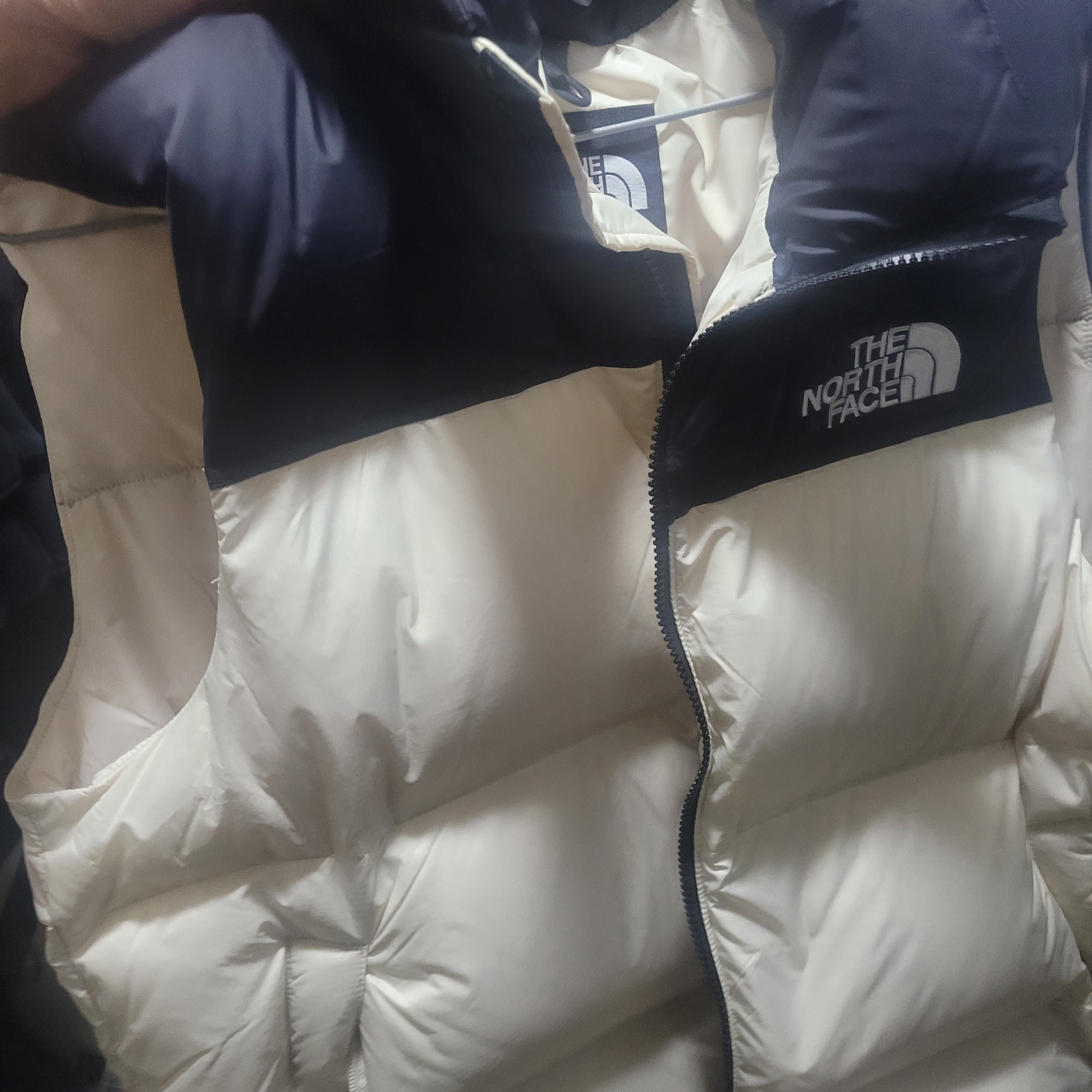 The North Face White Label Novelty Nuptse Down Vest Cream 착용 스타일