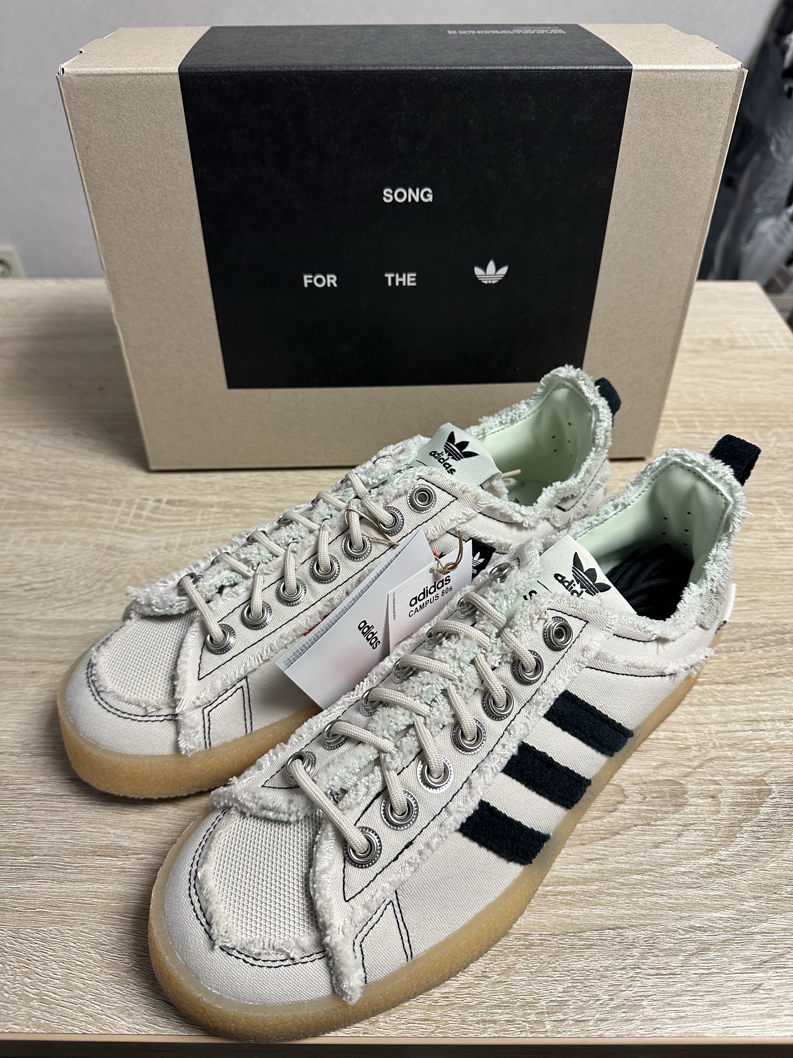 Adidas x Song for the Mute Campus 80s Bliss Core Black 착용 스타일 - 1