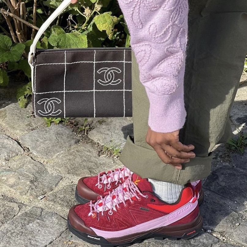 Salomon x The Broken Arm X-Alpages GTX Biking Red 착용 스타일