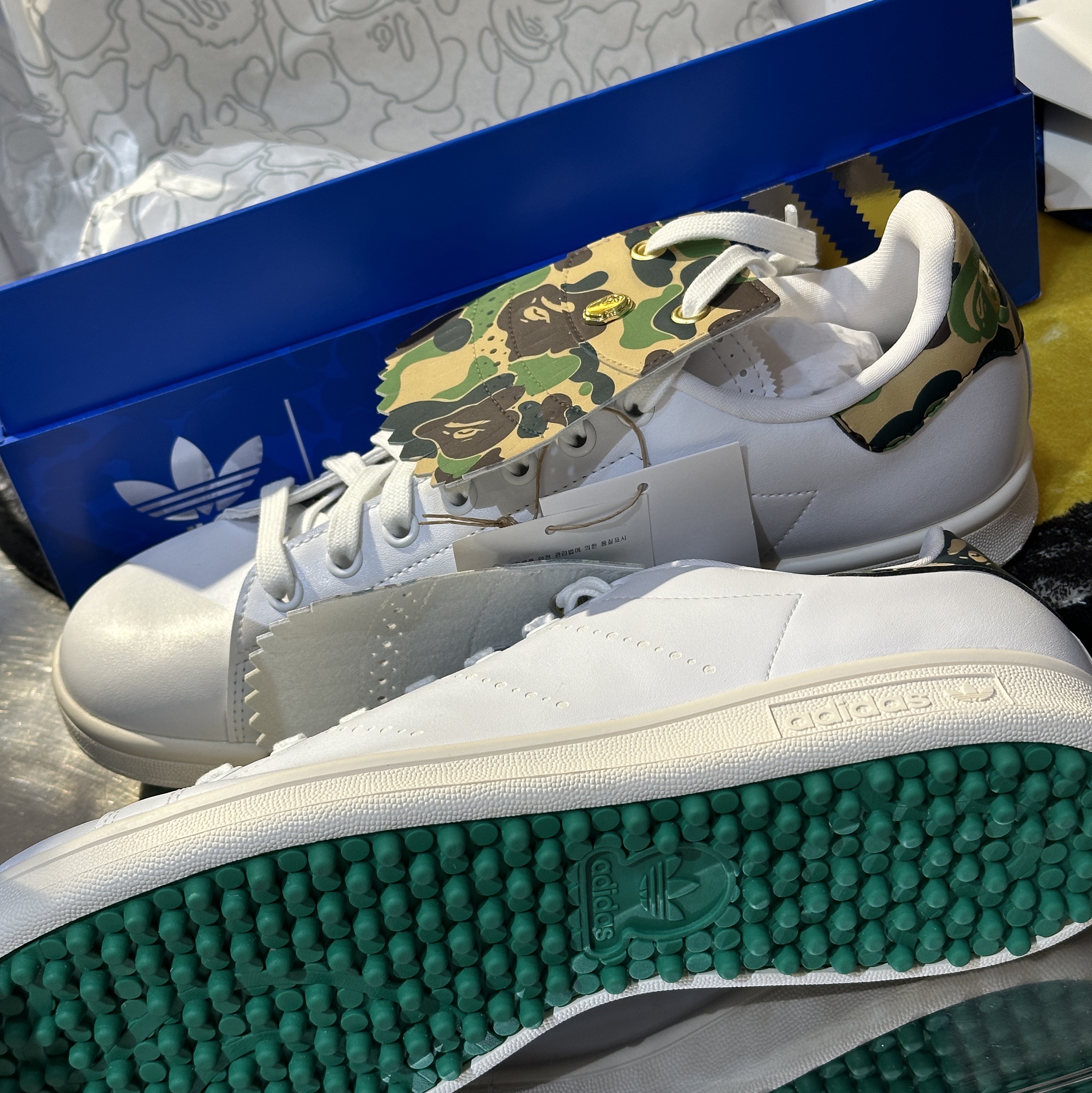 Adidas x BAPE Stan Smith Golf Cloud White Green 착용 스타일 - 2