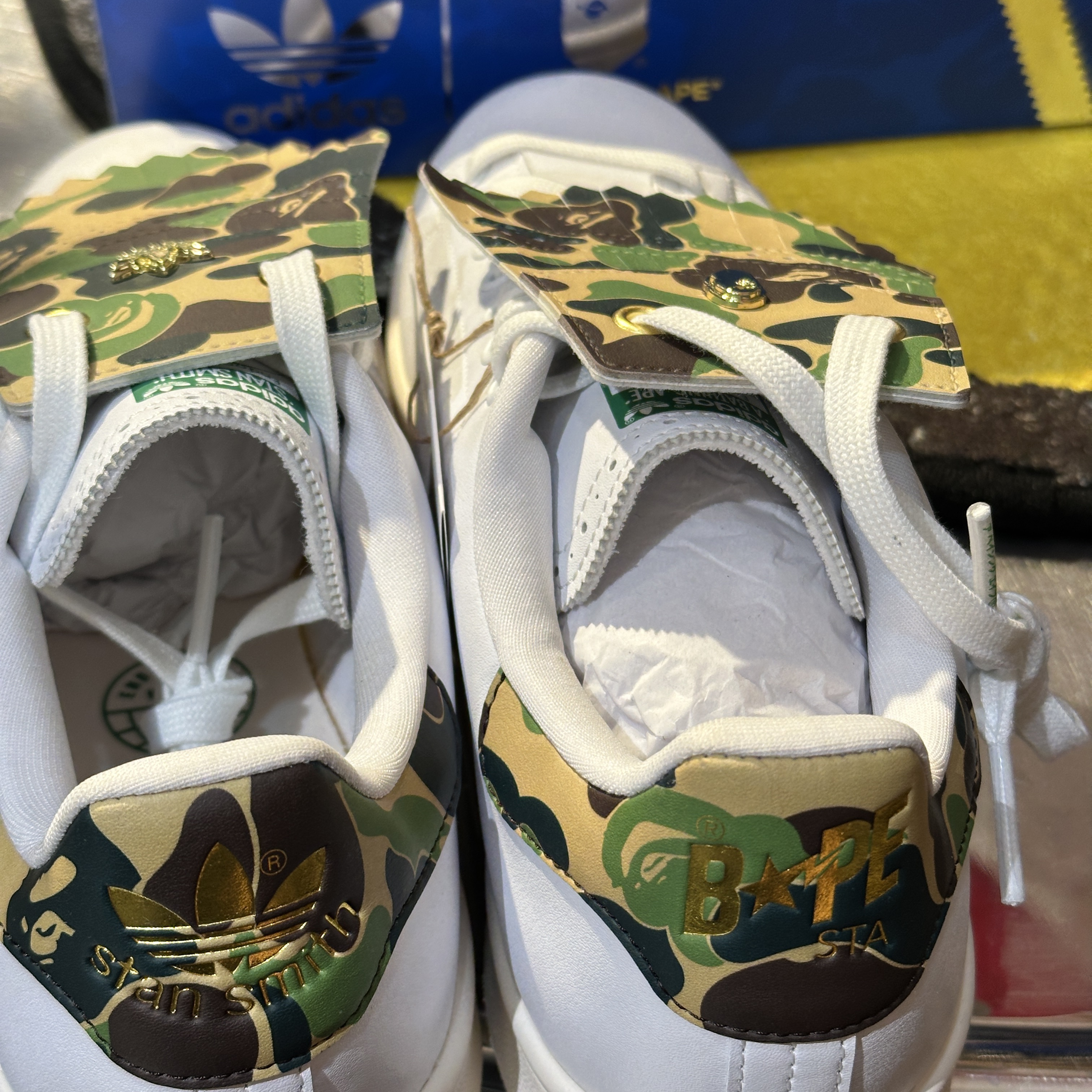 Adidas x BAPE Stan Smith Golf Cloud White Green 착용 스타일 - 4