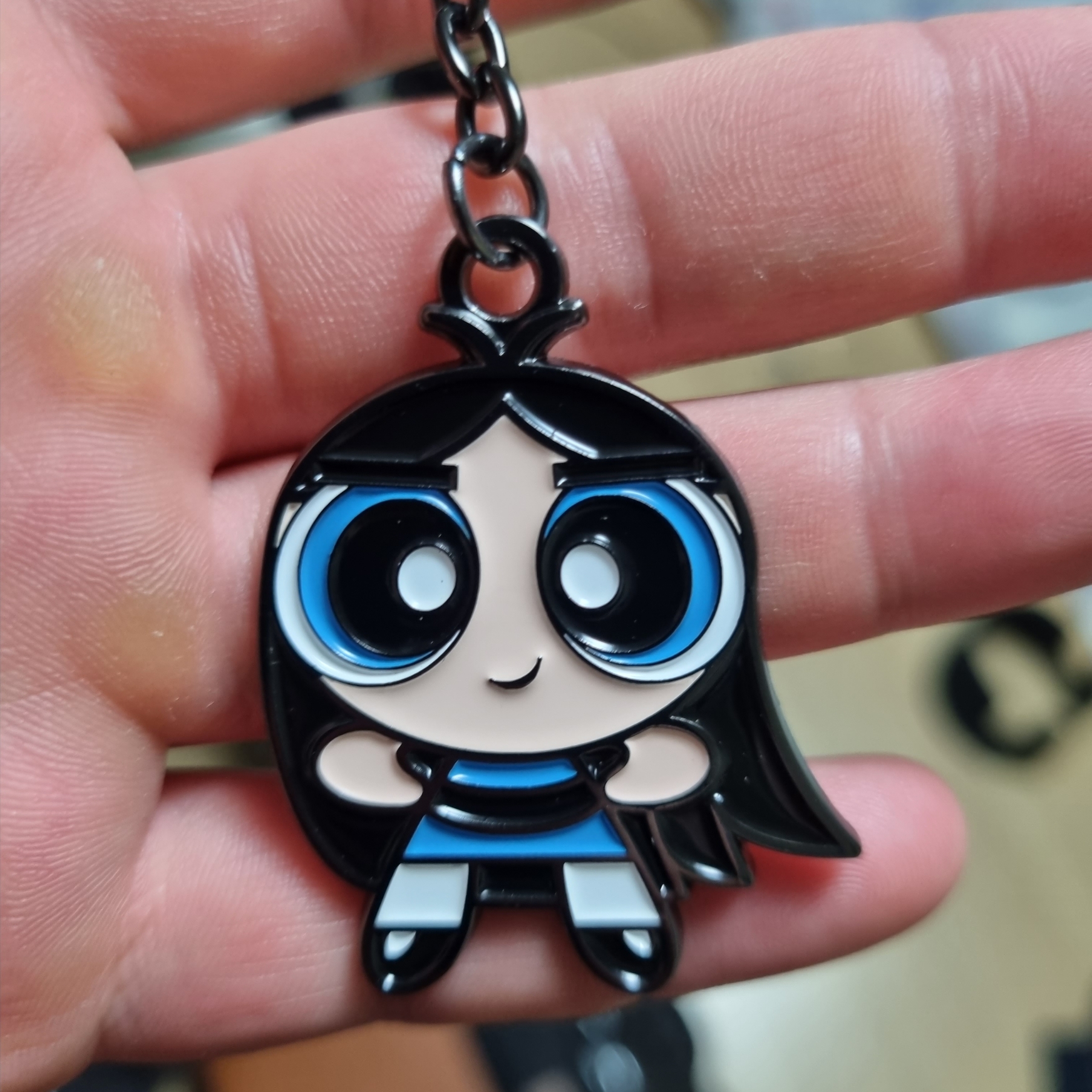 NewJeans x The Powerpuff Girls Metal Keyring Minji 착용 스타일