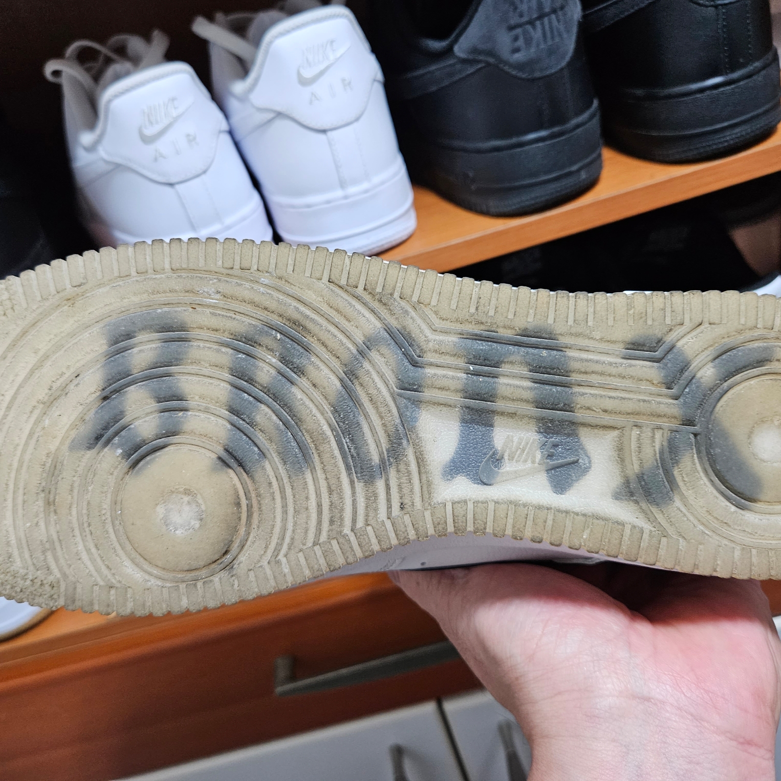 Nike Air Force 1 '07 PRM Bronx Origins 착용 스타일 - 5