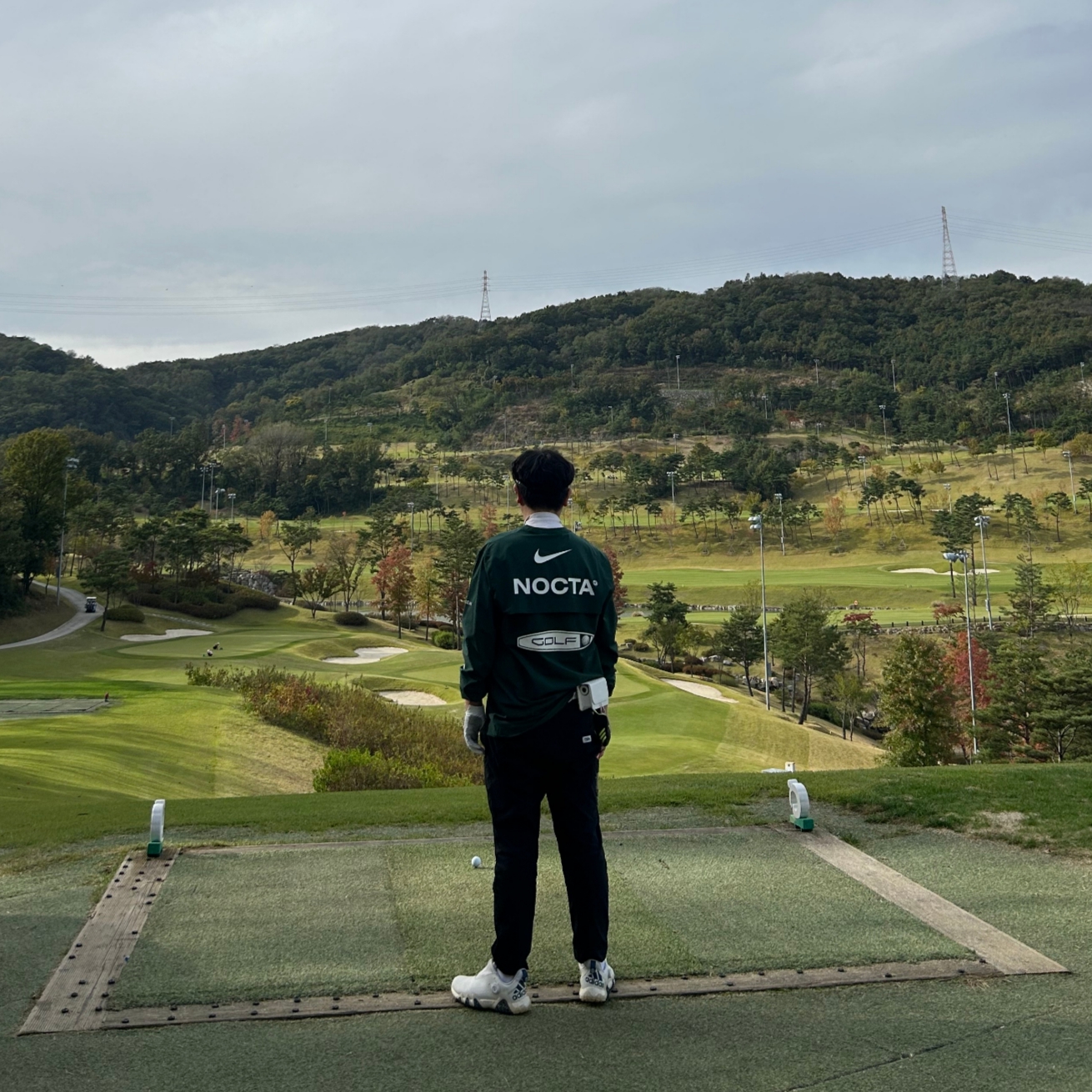 Nike x Drake Nocta Golf Crewneck Top Green - US/EU, Nike x Drake Nocta Golf Mock Neck Top White - US/EU 착용 스타일