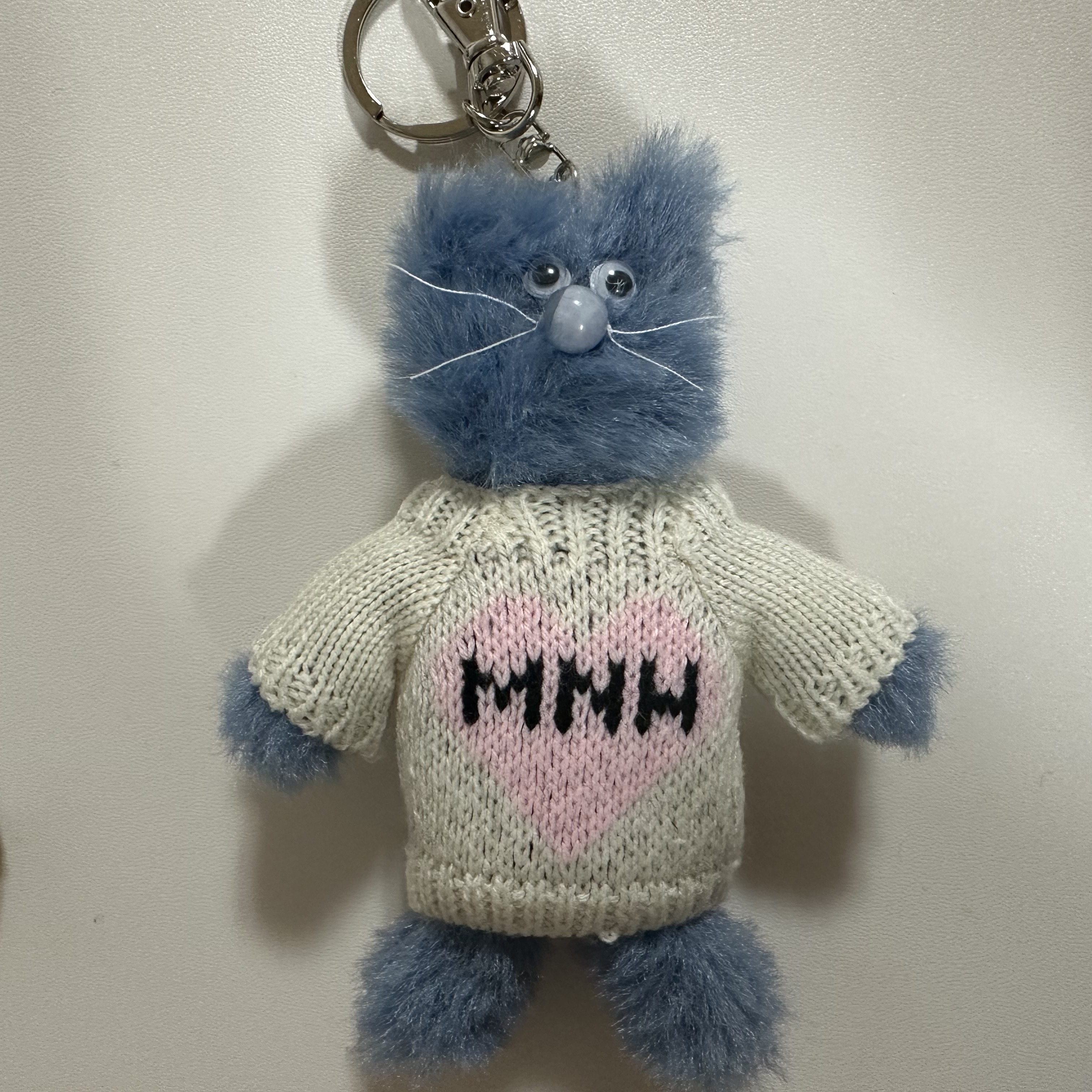 Monamhee Love Flexy Keyring Blue 착용 스타일 - 1