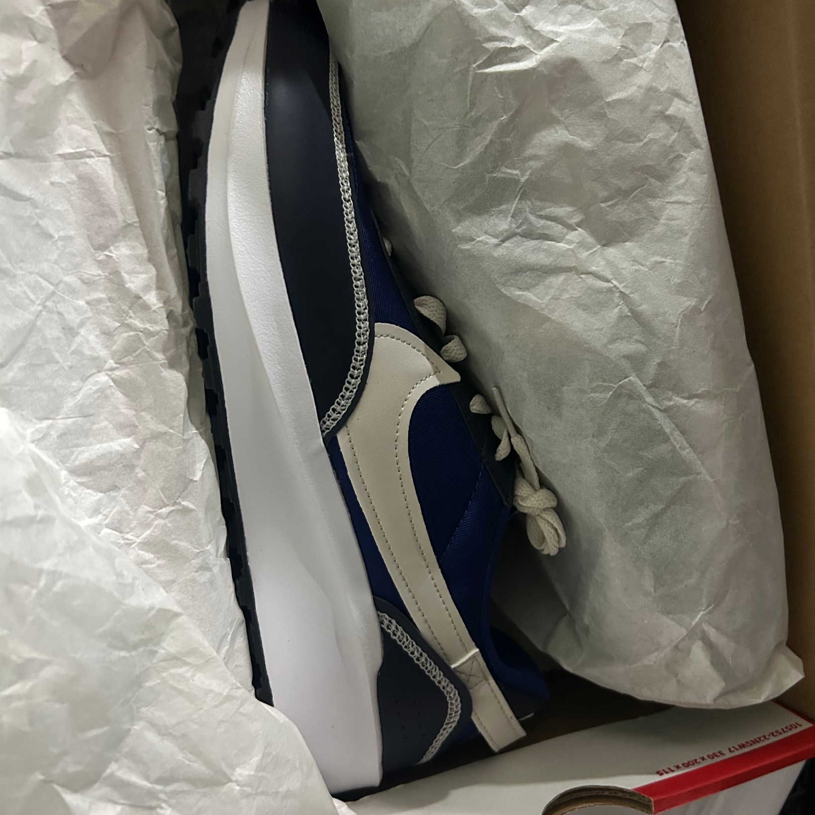 Nike Waffle Debut SE Deep Royal Obsidian 착용 스타일 - 2