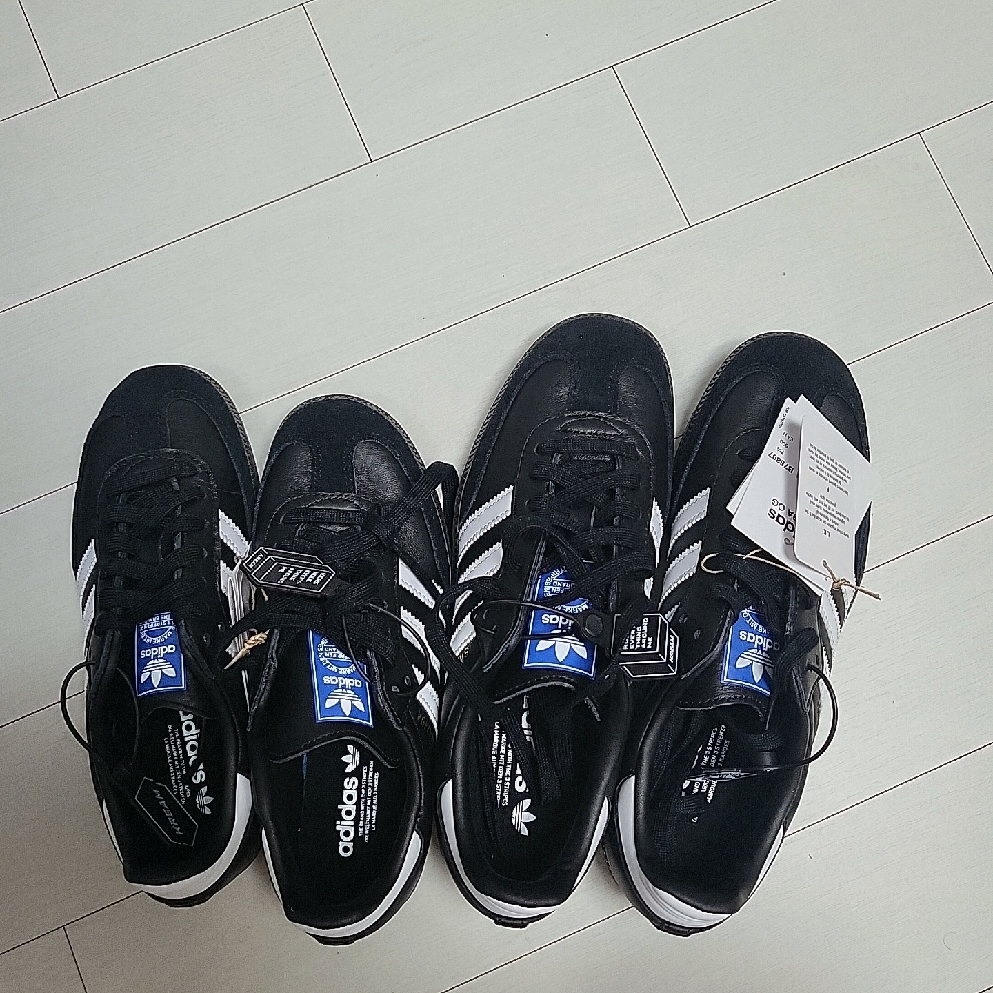 Adidas Samba OG Black White Gum 착용 스타일