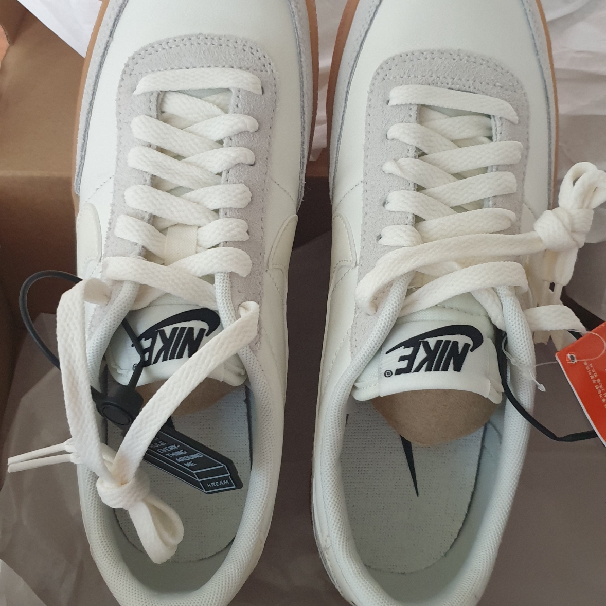 Nike Killshot 2 Leather Sail Gum 착용 스타일