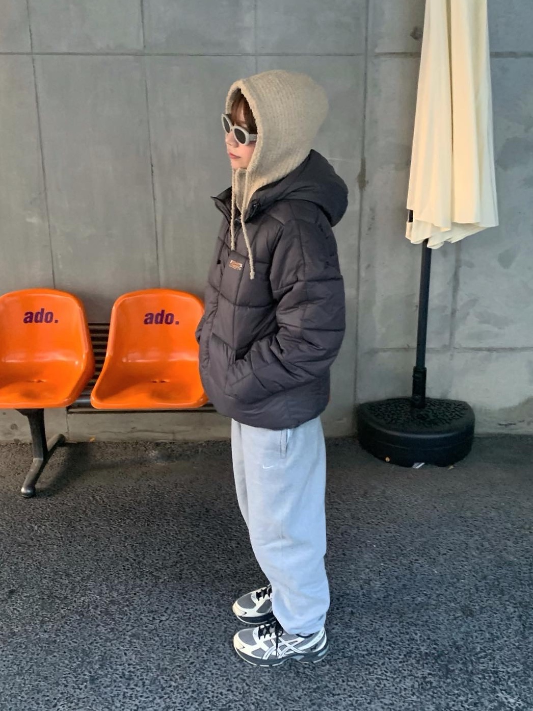 Gentle Monster x Maison Margiela MM004 Grey Black, Asics x I4P Gel-1130 Mink Glacier Grey 착용 스타일 - 2