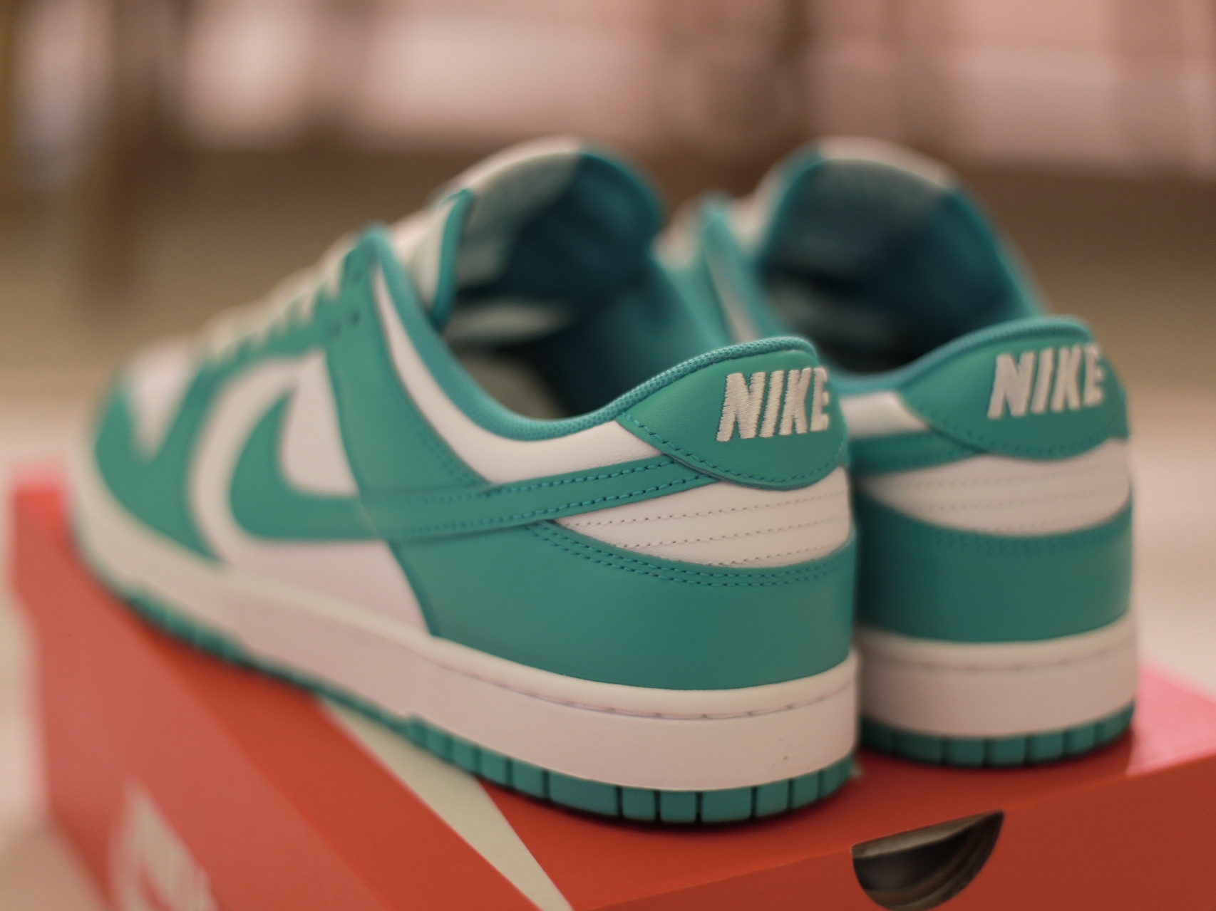 Nike Dunk Low White Clear Jade 착용 스타일 - 3