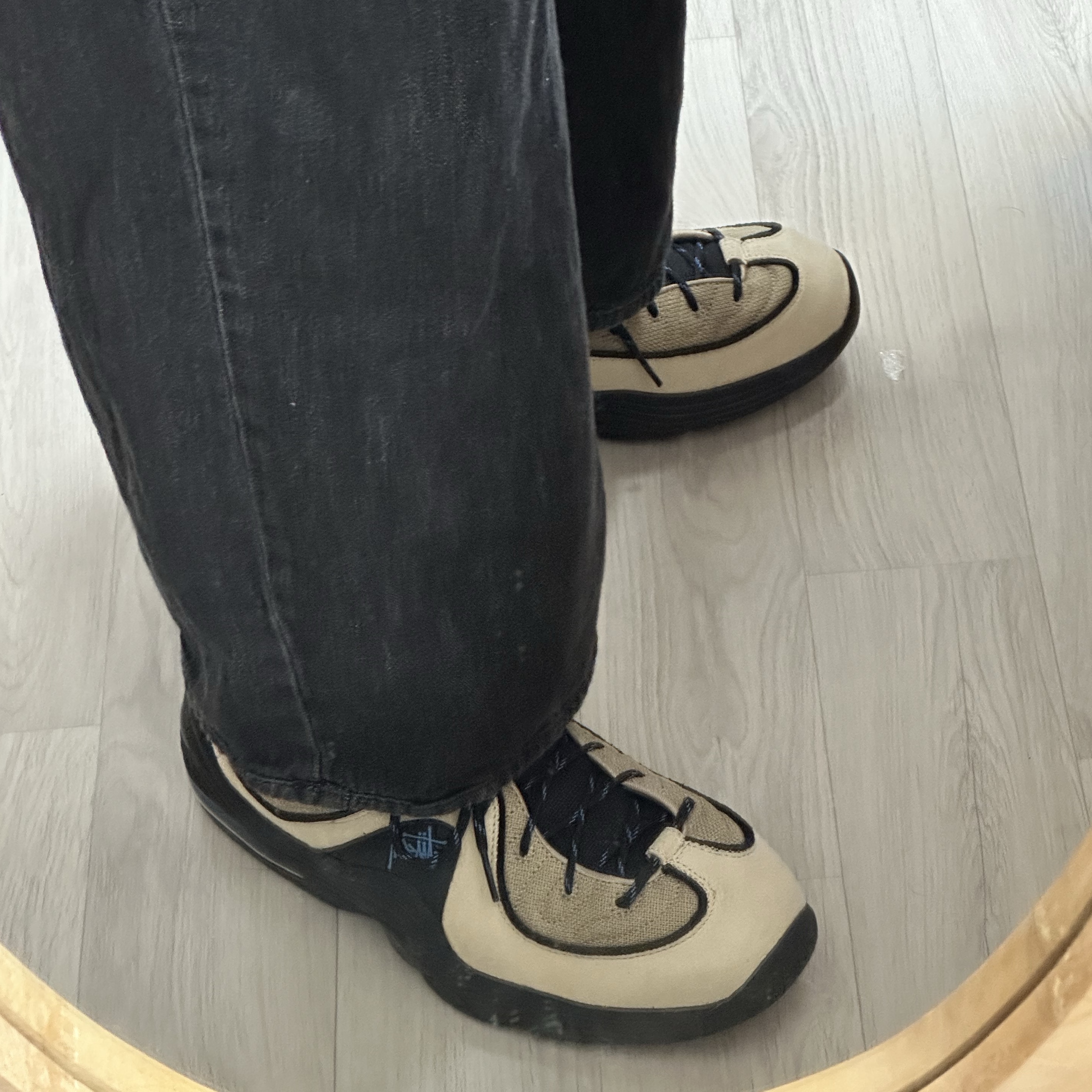 Nike x Stussy Air Penny II Rattan and Limestone 착용 스타일