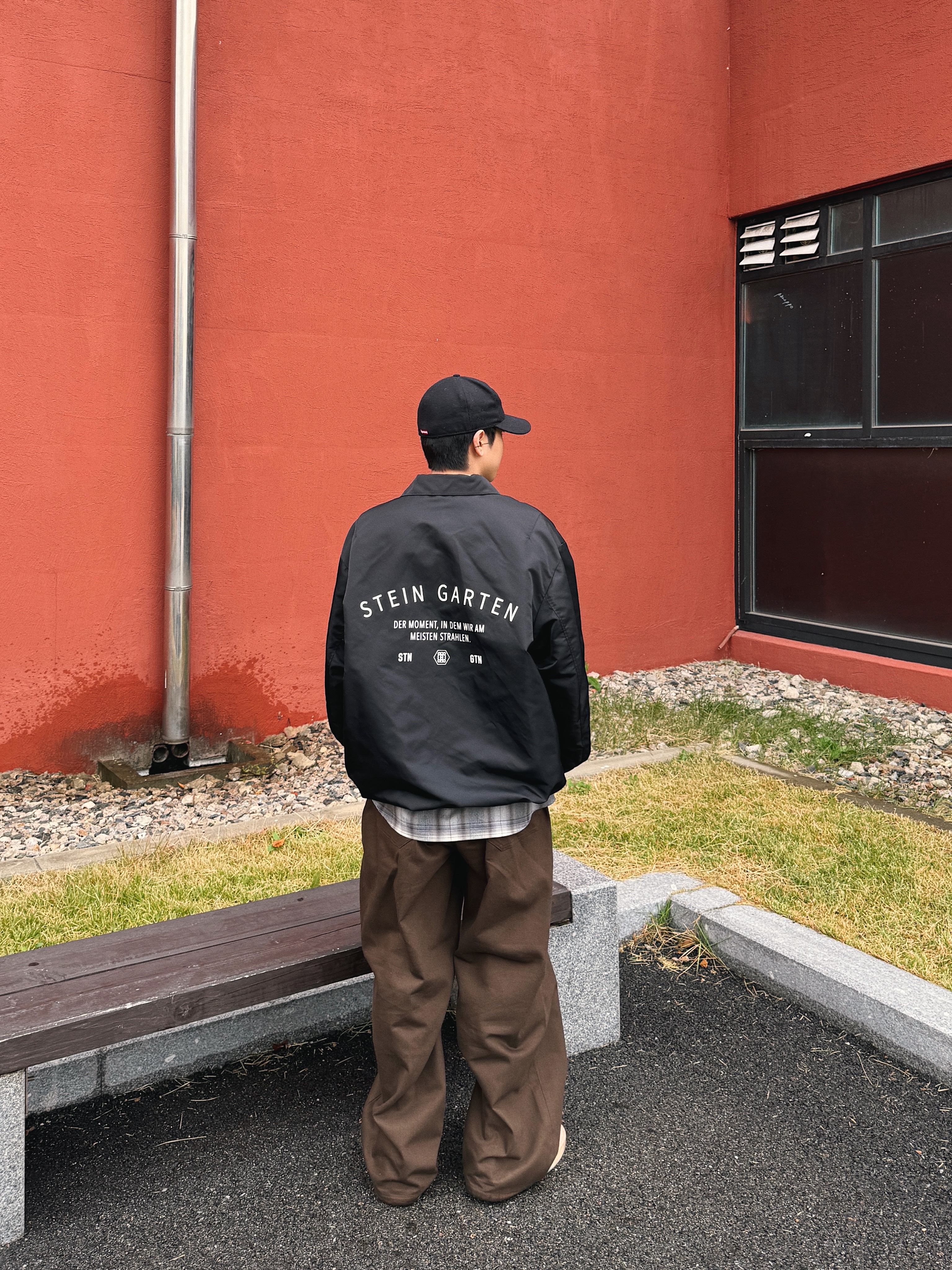 STU Wide Cotton Pants Brown, Auralee Super Light Wool Check Shirt Grey Check - 23AW 착용 스타일 - 2
