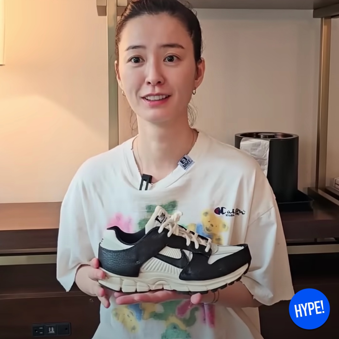 (W) Nike Zoom Vomero 5 Wolf Grey and Black, Nike Zoom Vomero 5 SP Anthracite 2023 착용 스타일 - 2