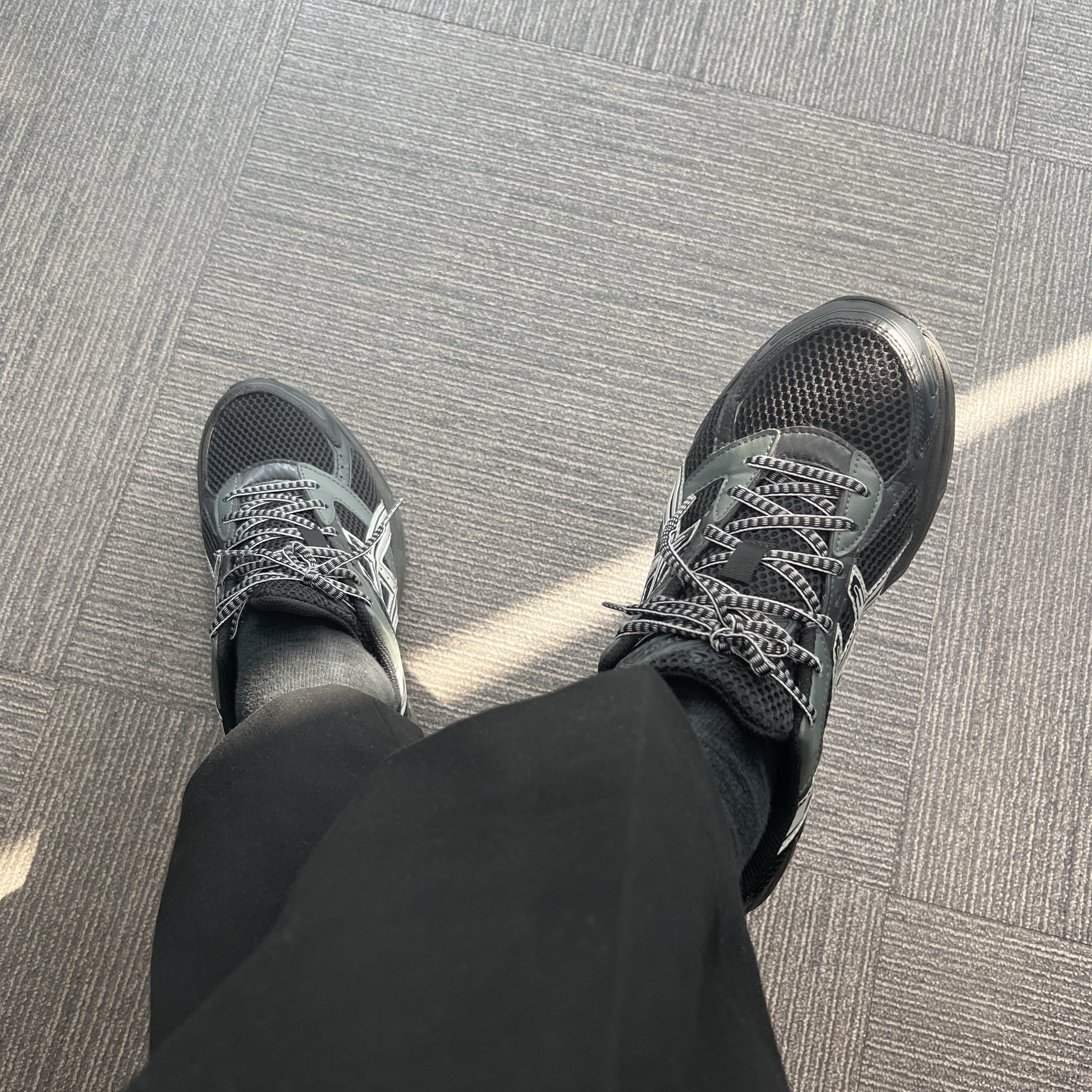 Asics Gel-1130 Black Glacier Grey - Folder Exclusive 착용 스타일 - 1