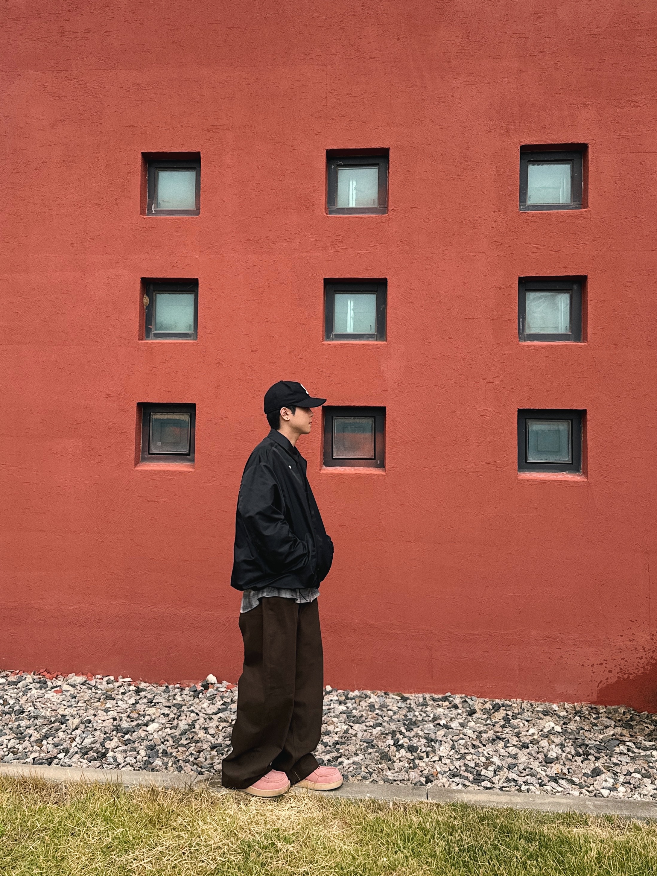 STU Wide Cotton Pants Brown, Auralee Super Light Wool Check Shirt Grey Check - 23AW 착용 스타일 - 4
