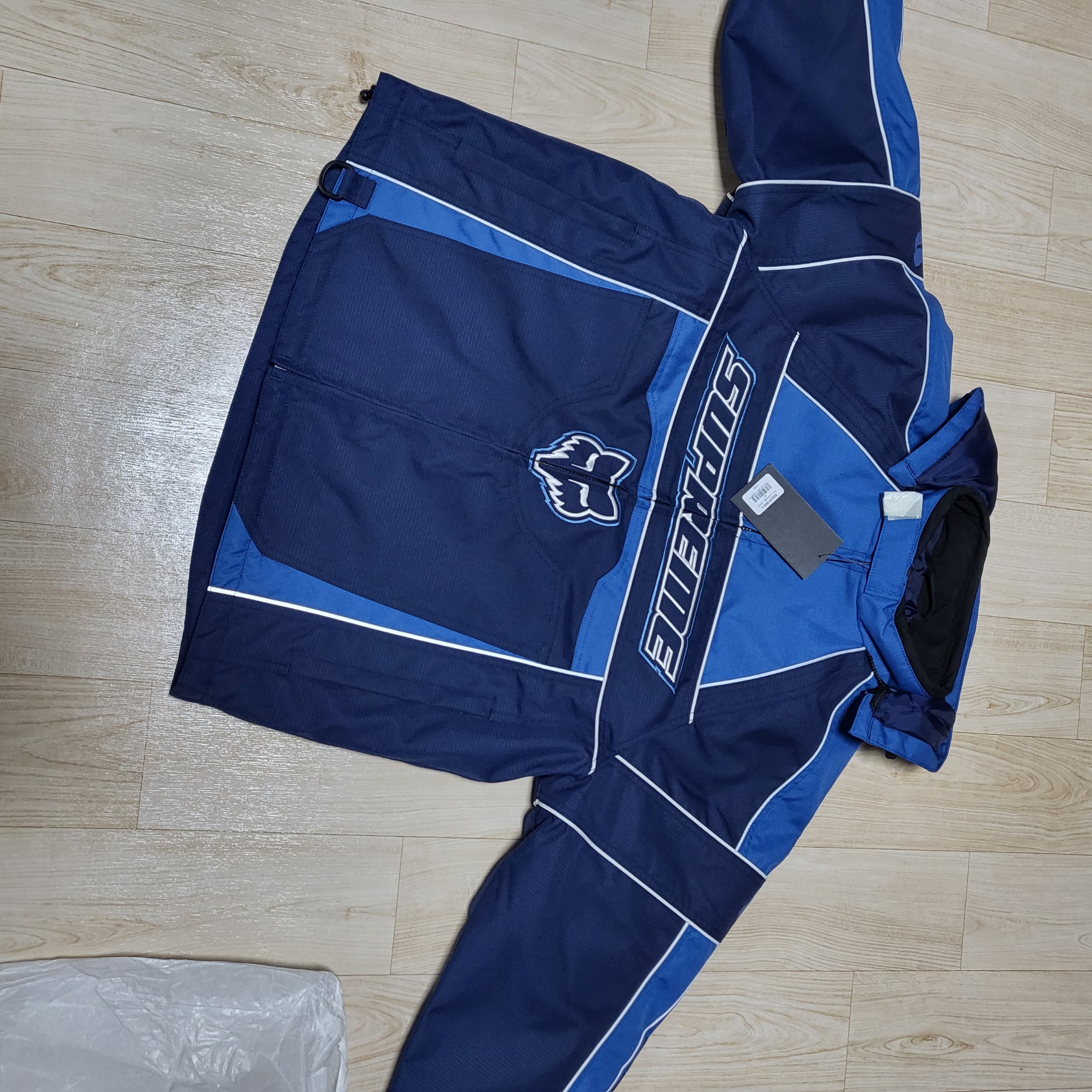 Supreme x Fox Racing Jacket Blue - 23FW 착용 스타일 - 1