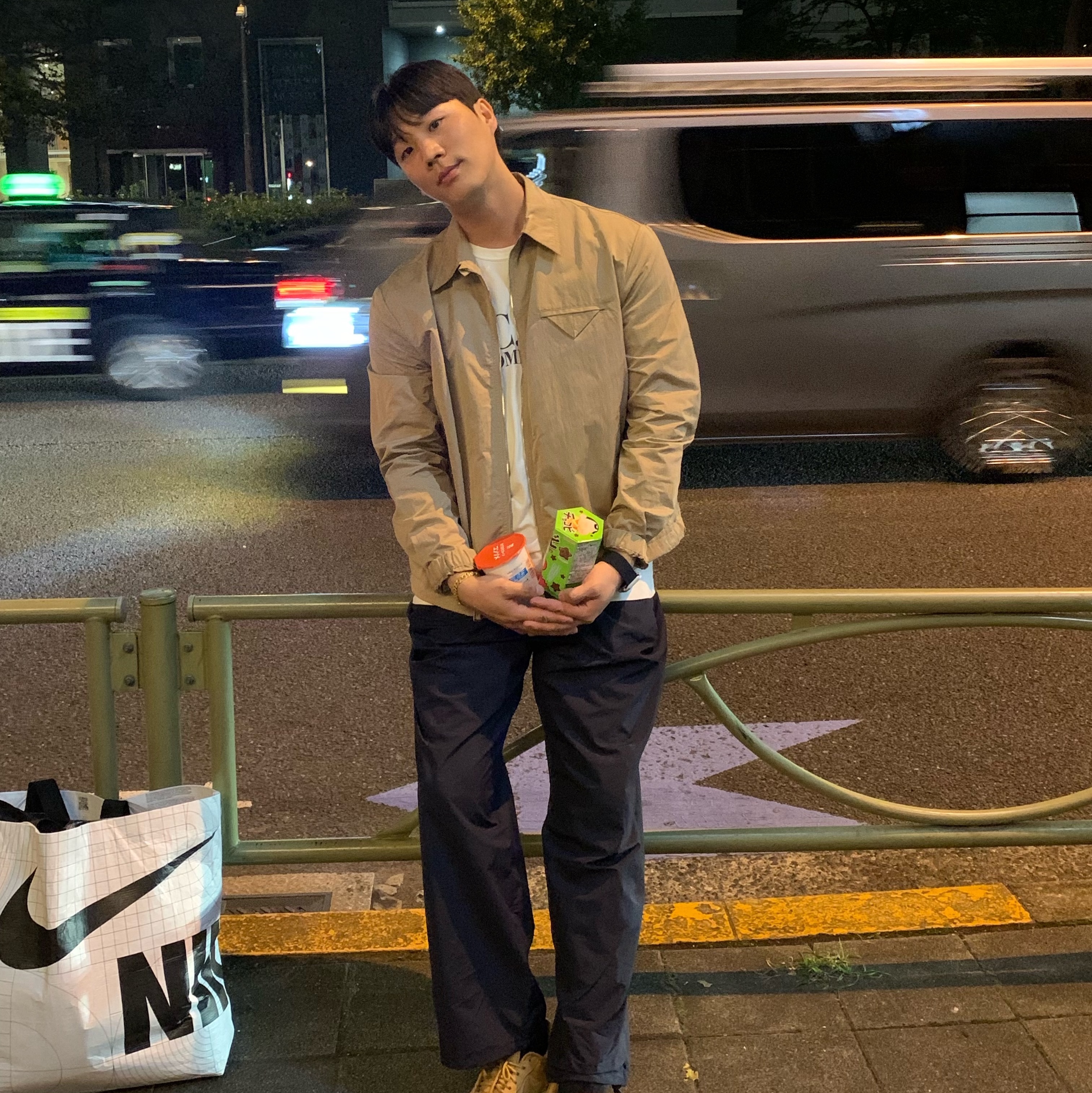 Bottega Veneta Cotton Twill Jacket Black, Nike x Supreme Air Force 1 Low Flax 착용 스타일 - 3
