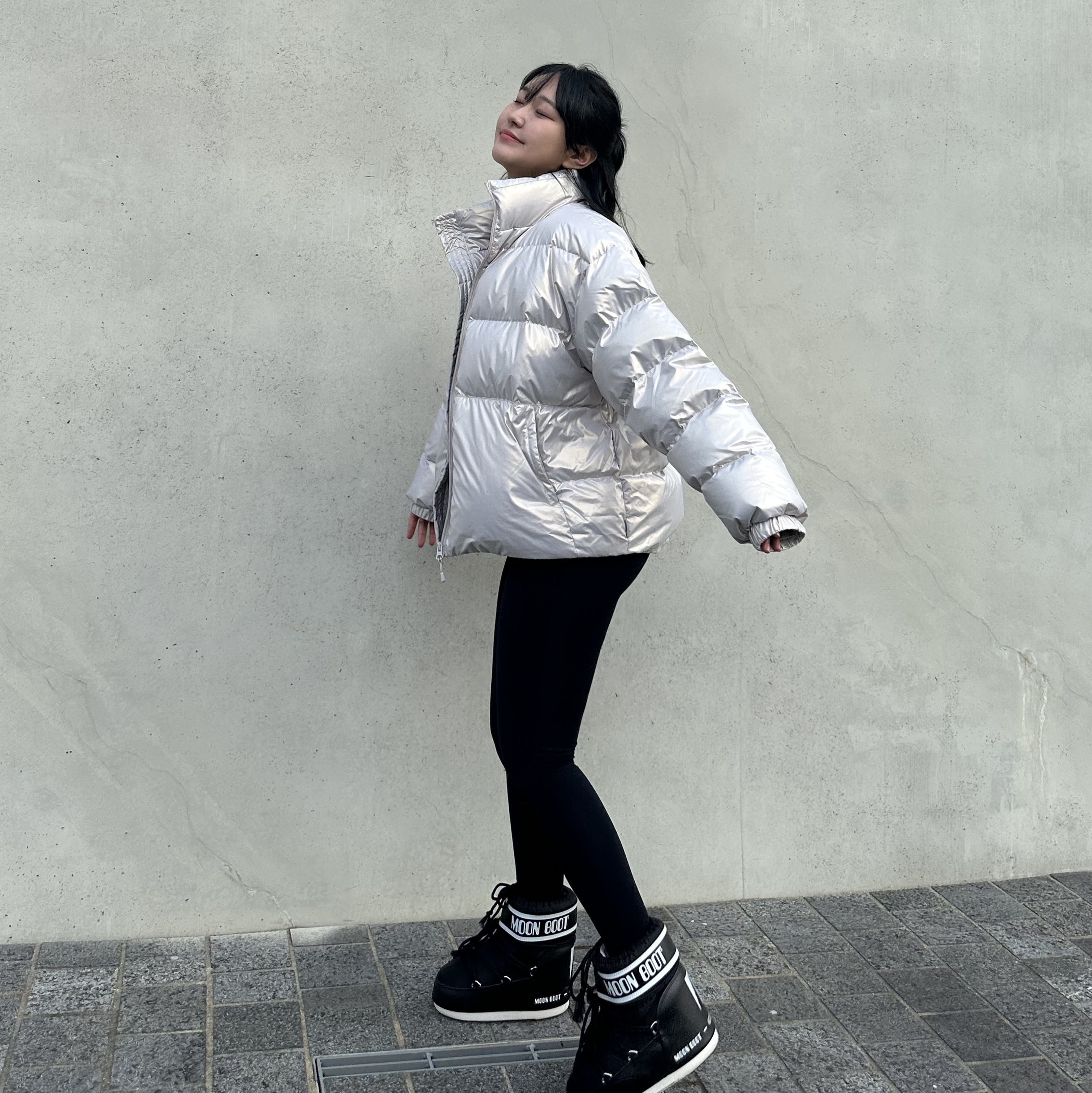 (W) Moon Boot Icon Low Nylon Boots Black 착용 스타일 - 2
