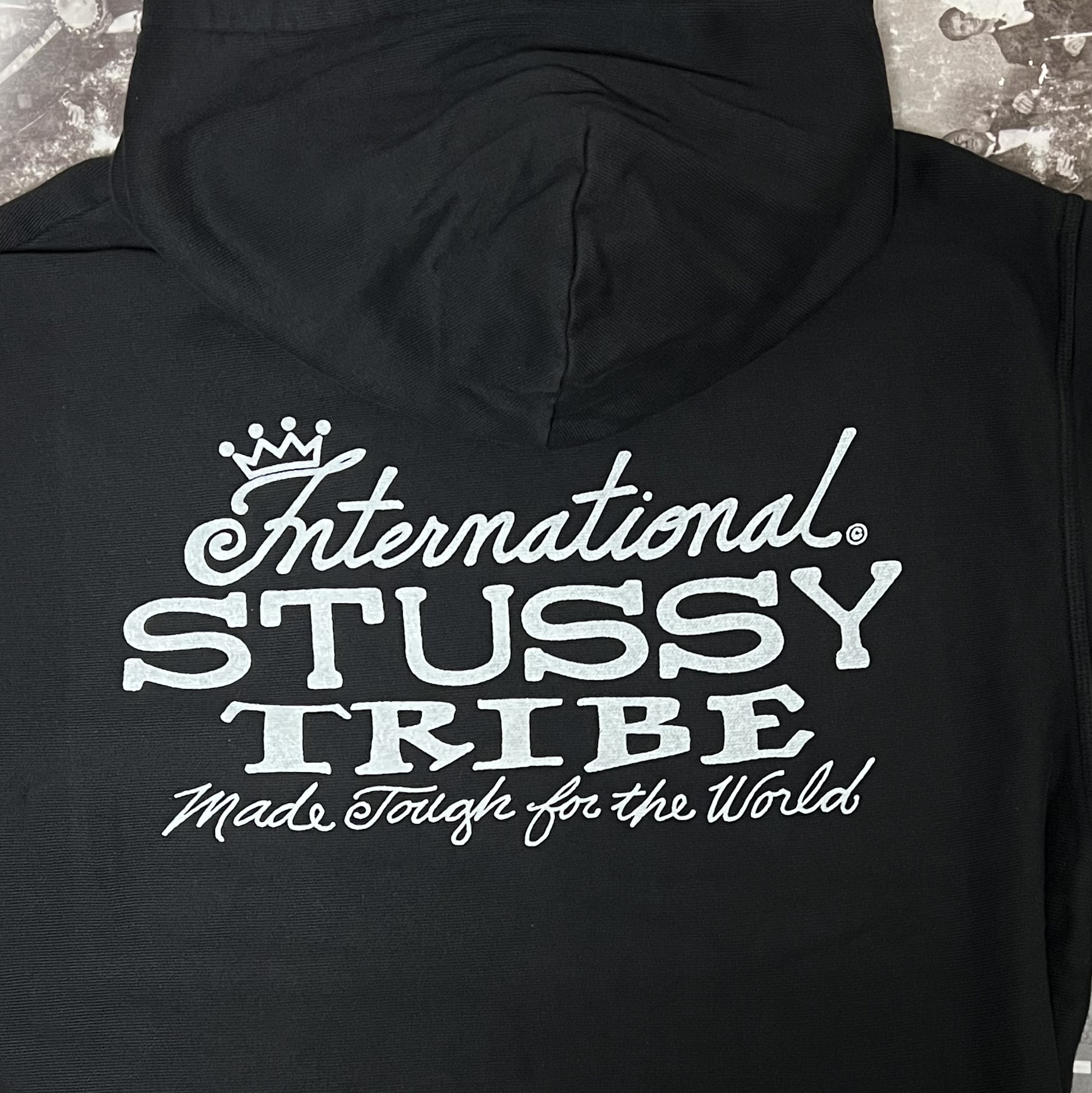 Stussy Ist Pigment Dyed Hoodie Black 착용 스타일 - 2