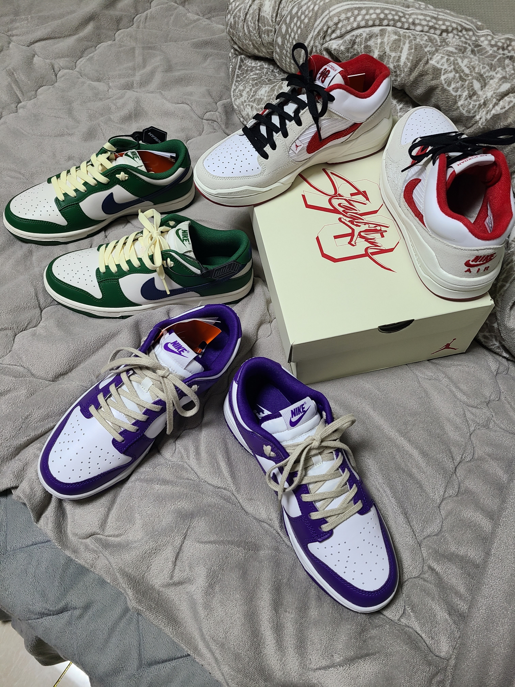 (W) Nike Dunk Low Gorge Green, Jordan Stadium 90 White Clover 착용 스타일 - 1