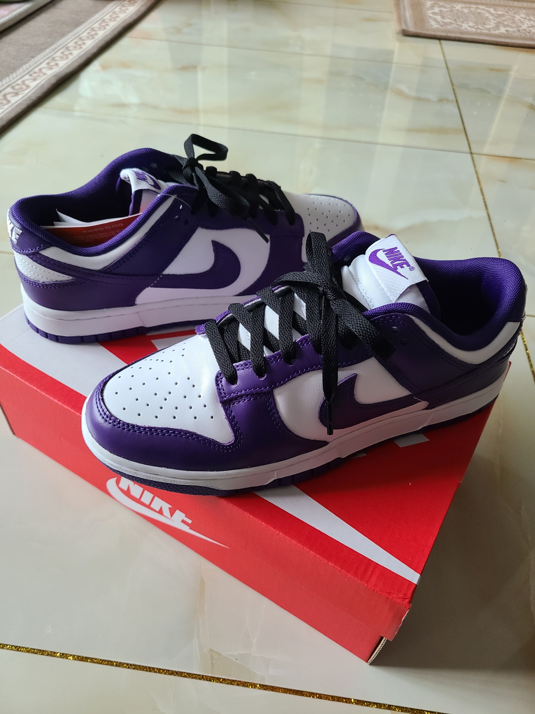 Nike Dunk Low Retro Championship Court Purple 착용 스타일 - 2