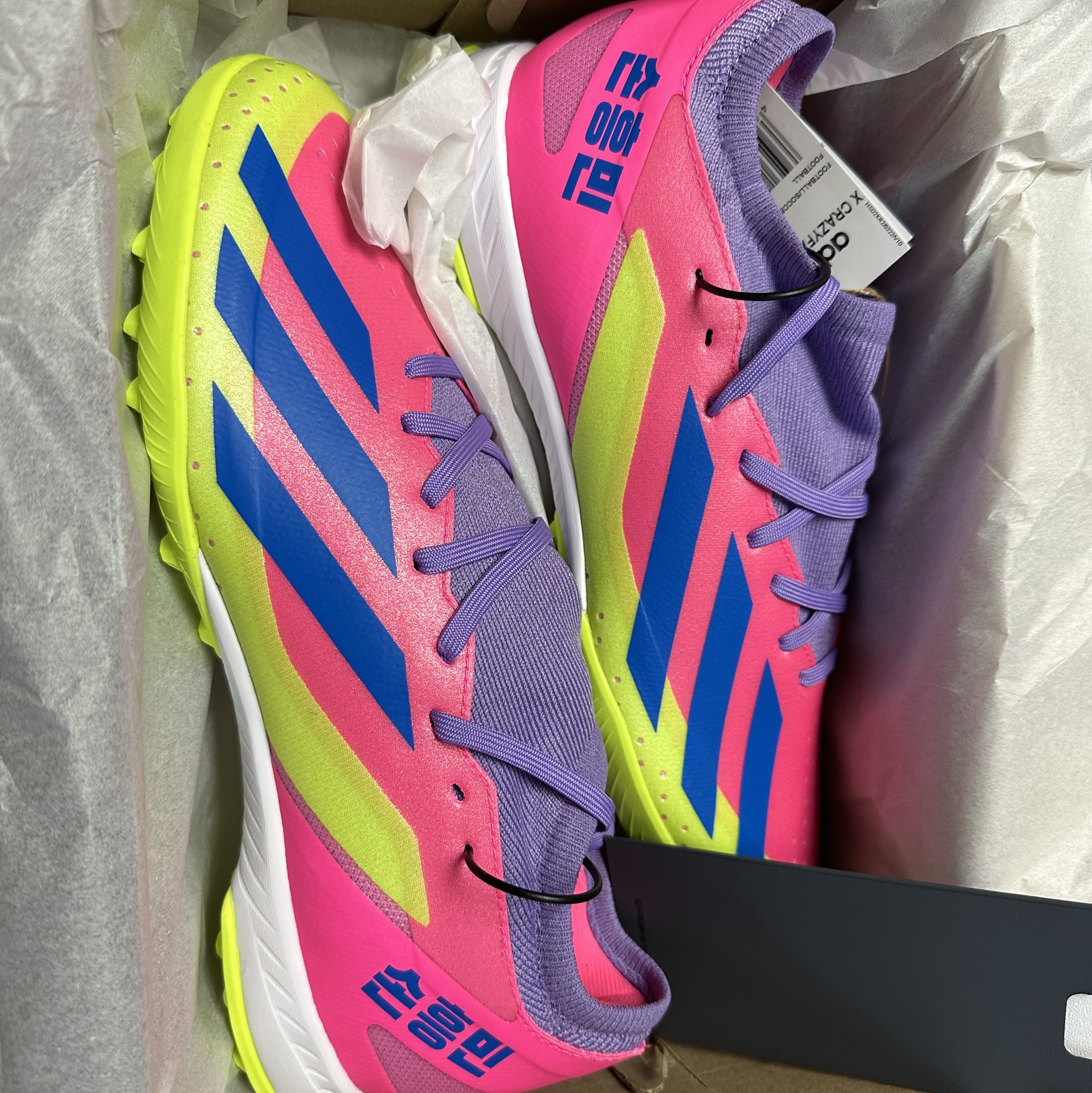 Adidas X Crazyfast HMS.3 TF Lucid Lemon Lucid Pink 착용 스타일
