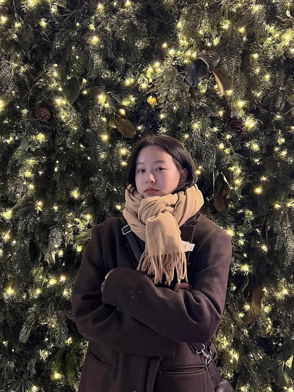 Acne Studios Narrow Wool Fringe Muffler Rose Melange, Acne Studios Narrow Wool Fringe Muffler Oatmeal Melange 착용 스타일 - 5