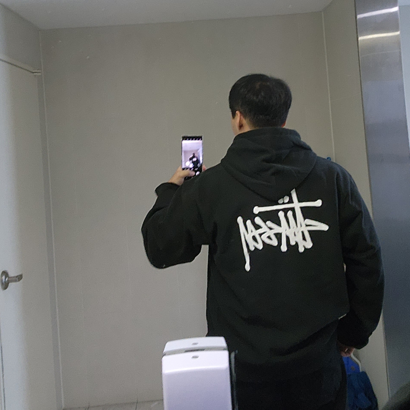 Stussy Basic Stussy Hoodie Black 2023 착용 스타일 - 2