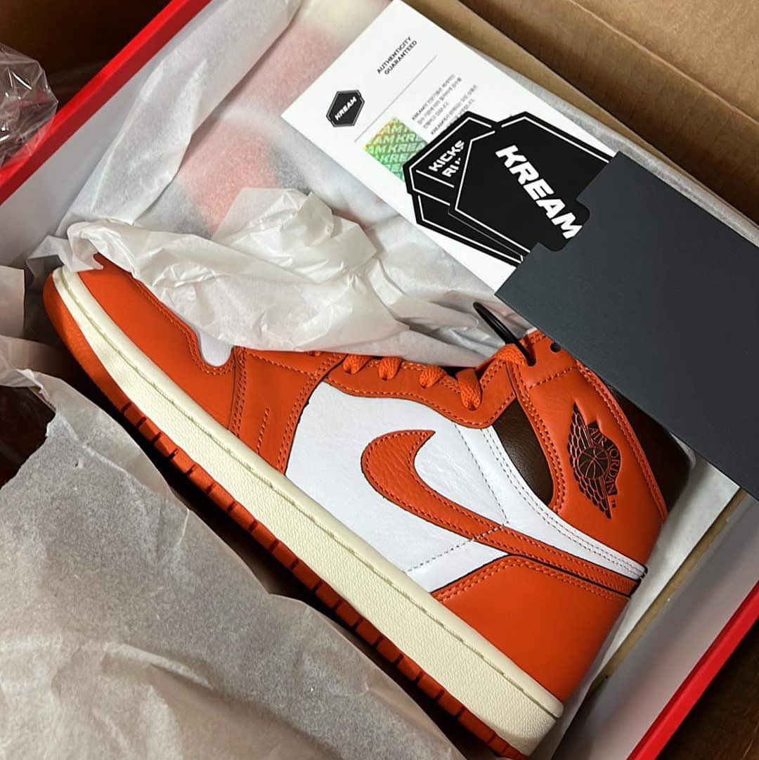 (W) Jordan 1 Retro High OG Starfish 착용 스타일
