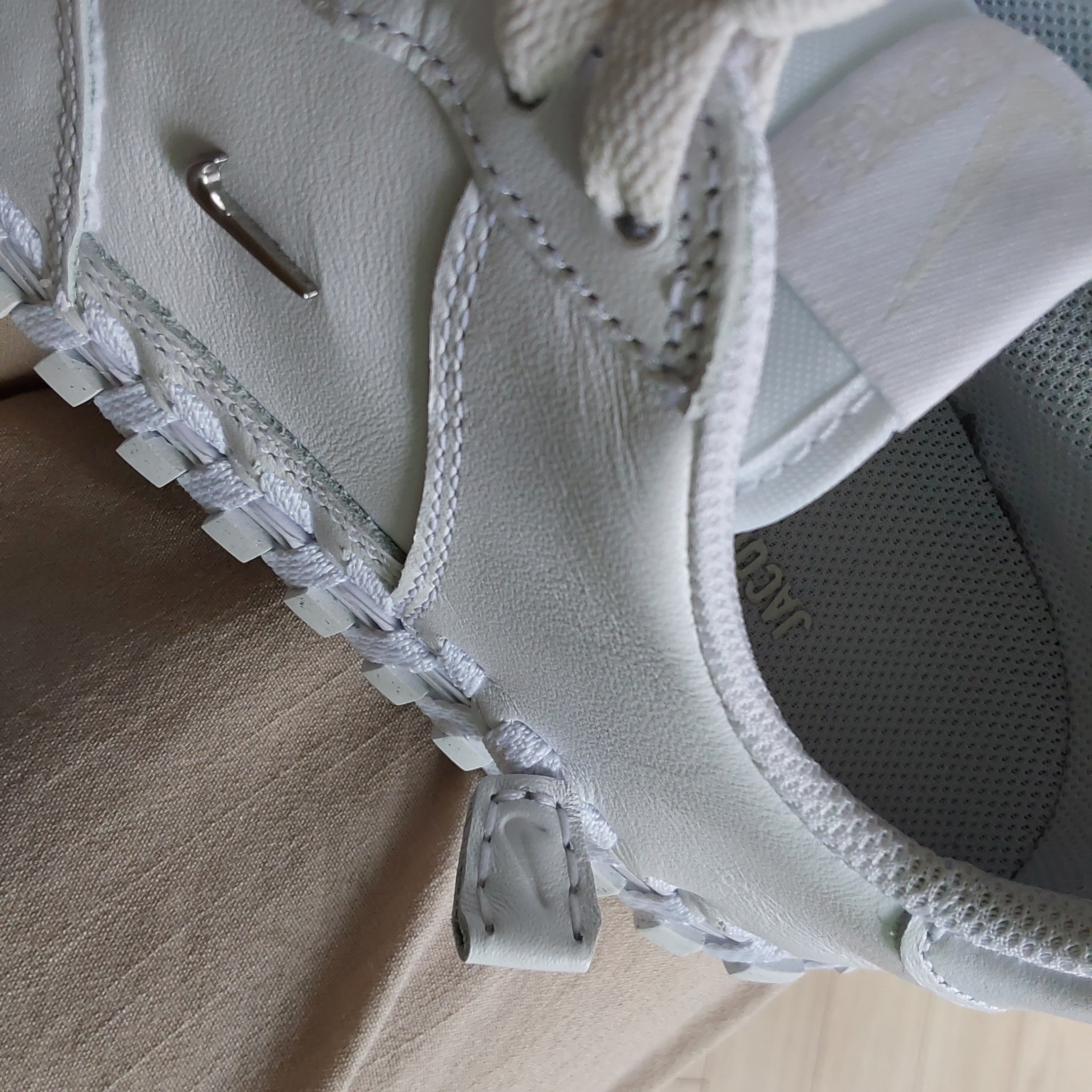 Nike x Jacquemus J Force 1 Low LX SP White 착용 스타일 - 5