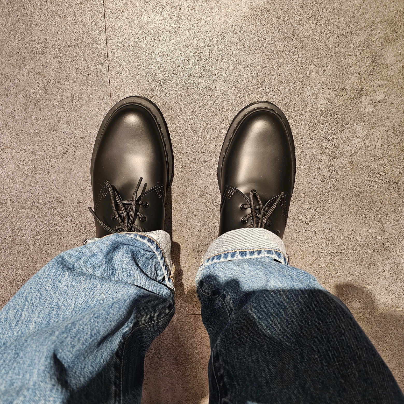 Dr. Martens 1461 Mono Black 착용 스타일 - 3