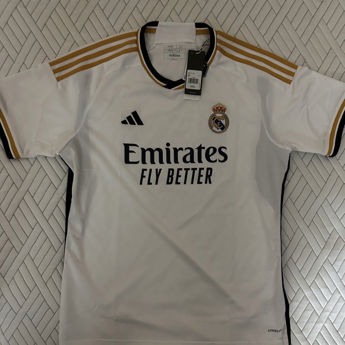 Adidas Real Madrid 2023/24 Home Jersey White - KR Sizing (Non Marking Ver.) 착용 스타일